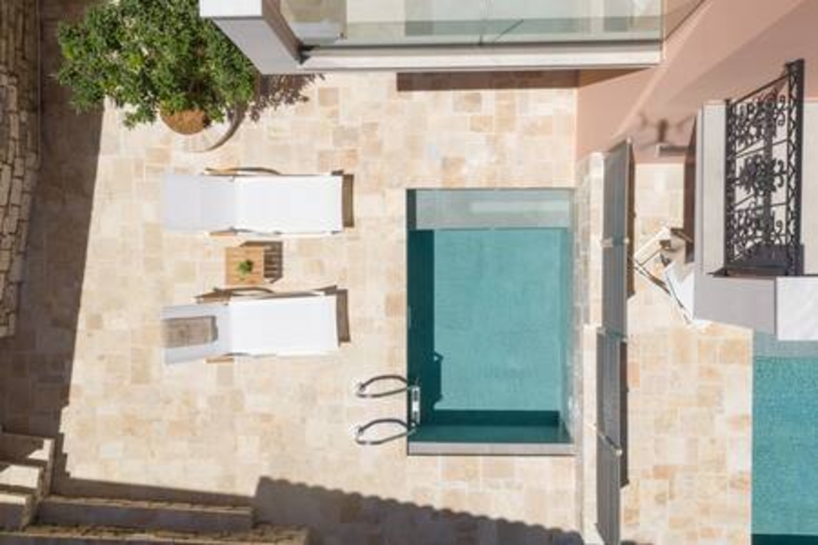 Onore Private Suite & pool | Dasia