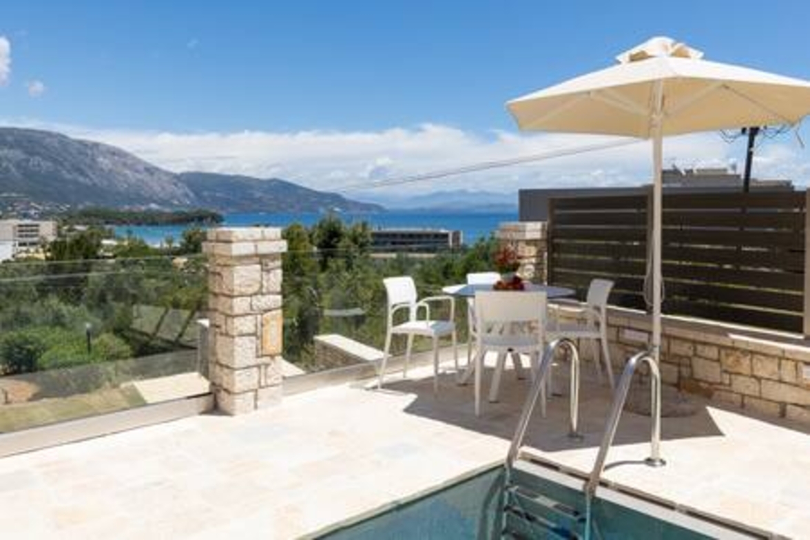 Onore Sunset Suite & pool | Dasia