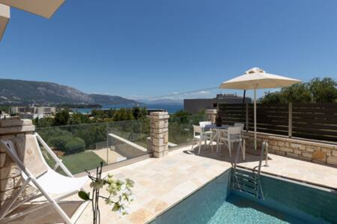 Onore Sunset Suite & pool | Dasia