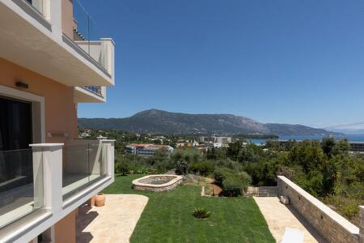 Onore Sunset Suite & pool | Dasia