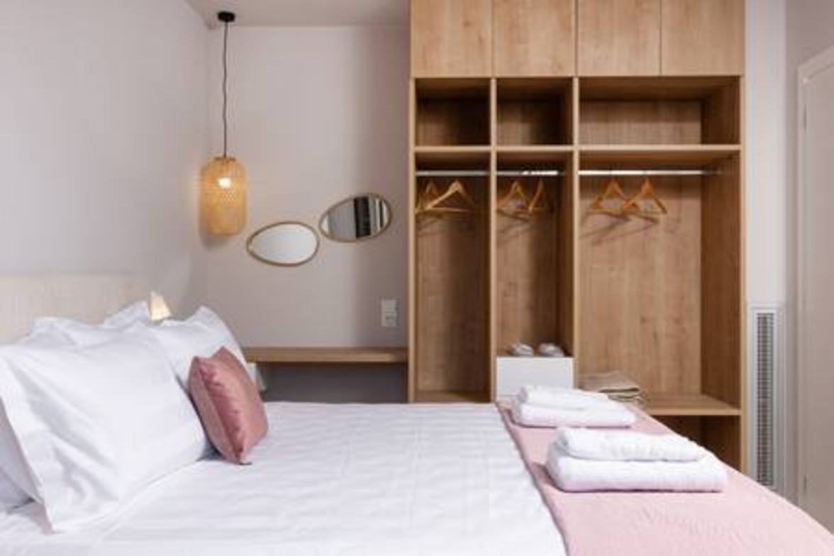 Onore Lake Suite & pool | Dasia