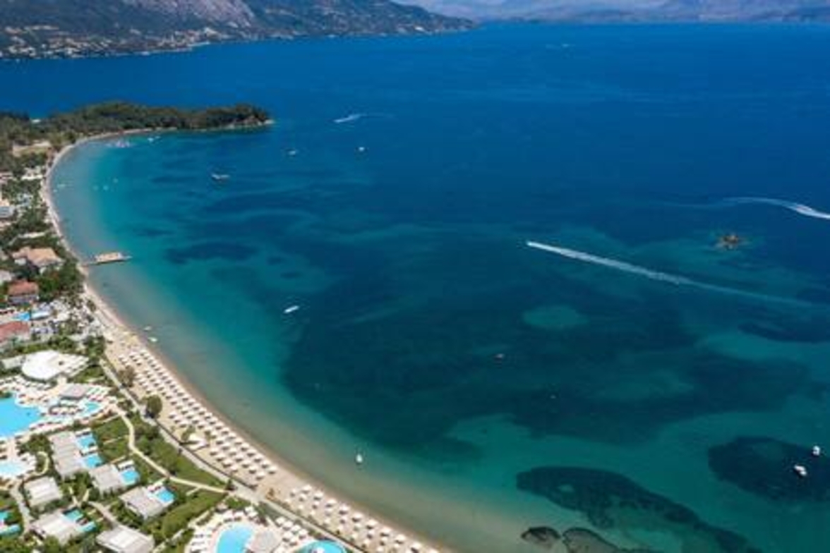 Onore Lake Suite & pool | Dasia