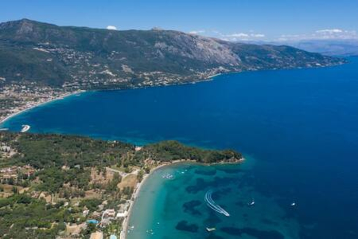 Onore Lake Suite & pool | Dasia