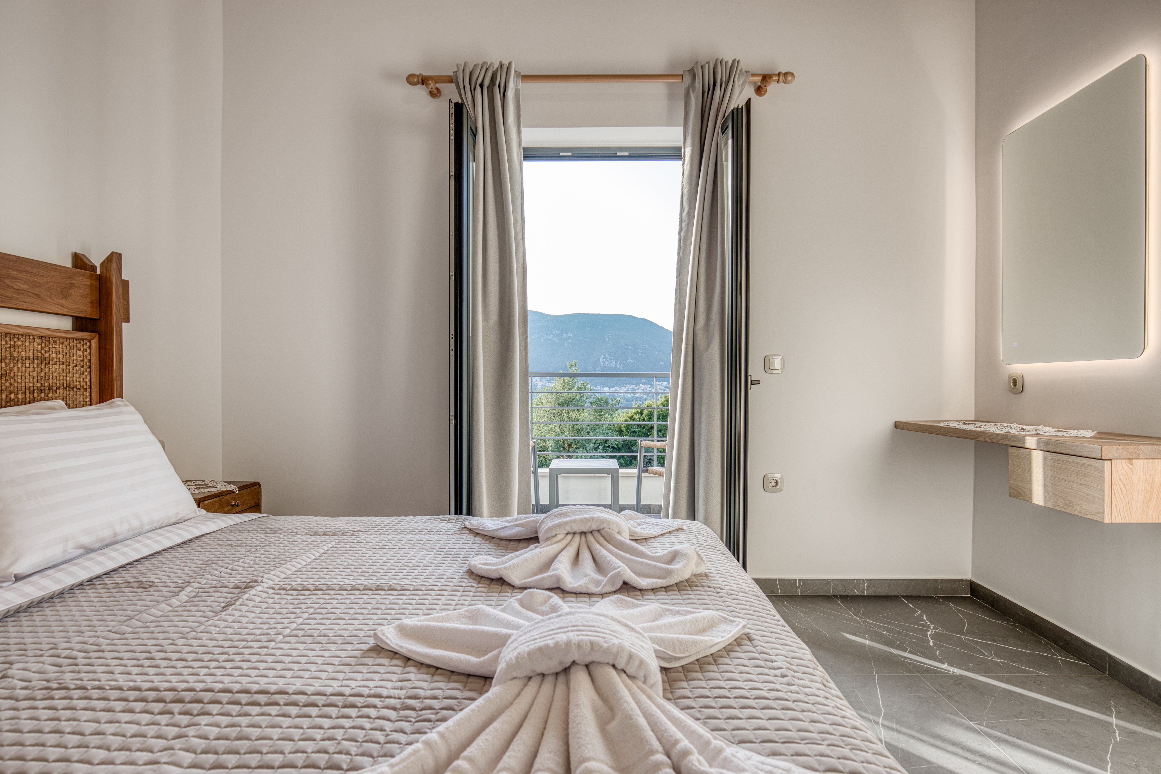 Villa Sunset Bliss| private pool – country views