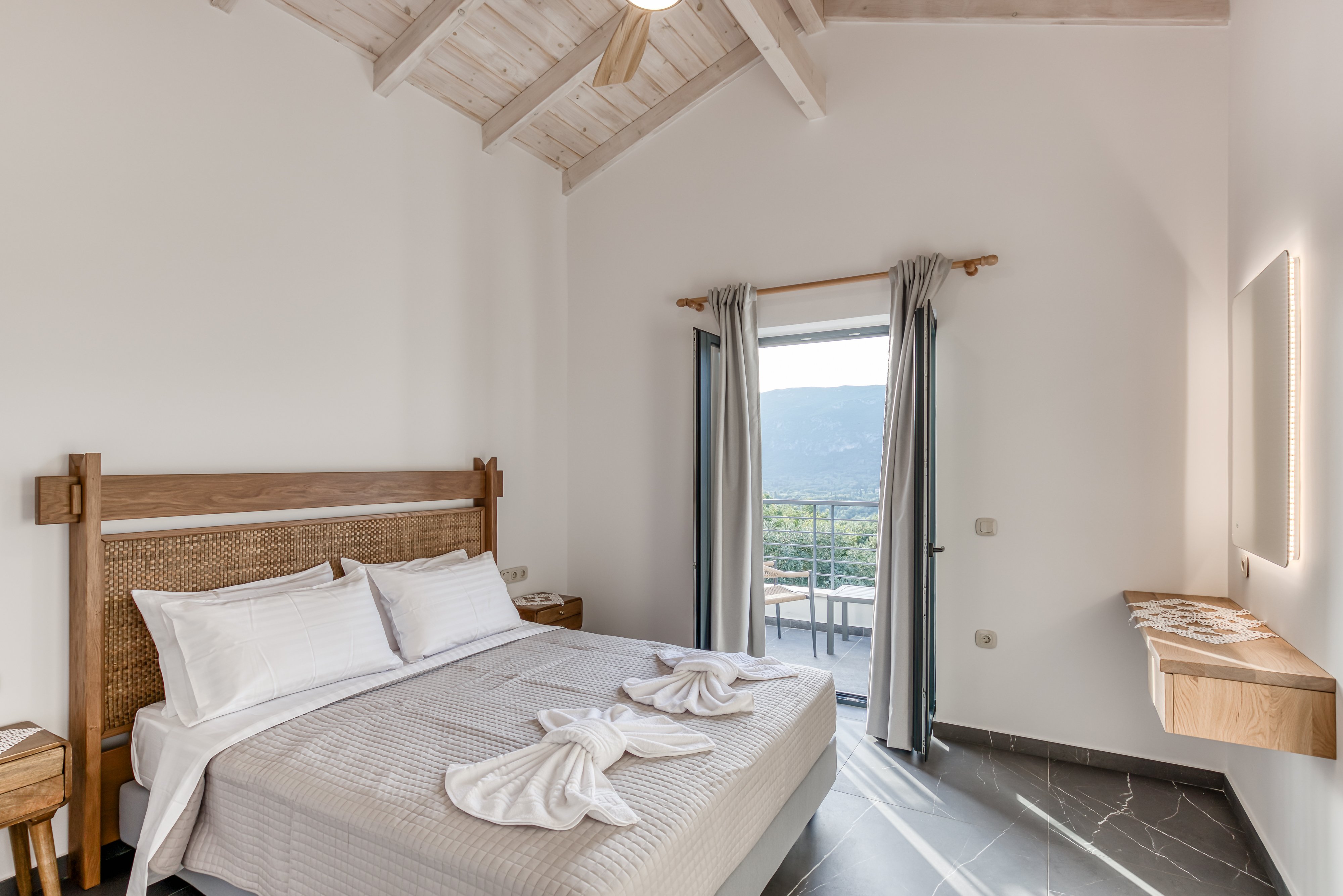 Villa Sunset Bliss| private pool – country views