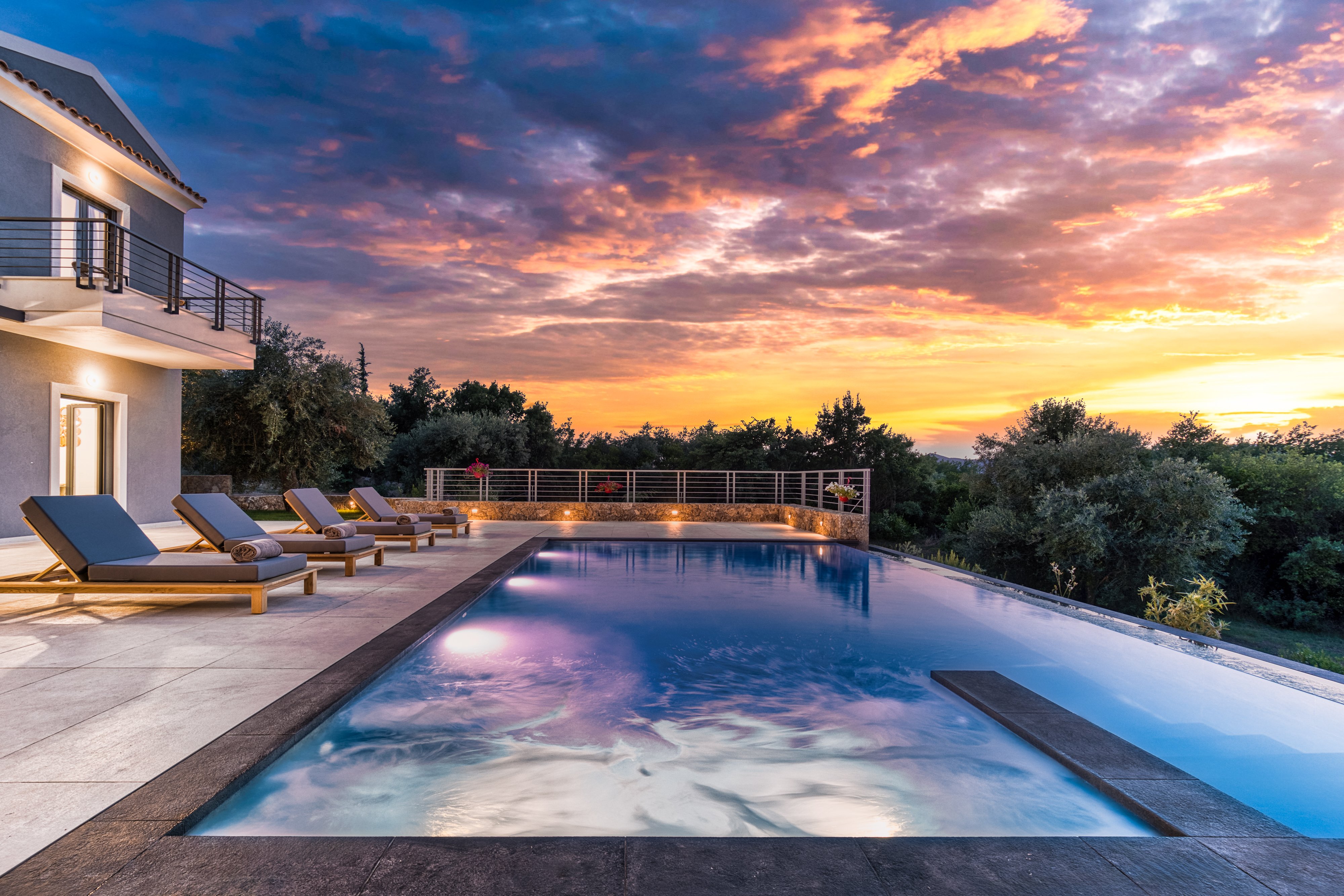 Villa Sunset Bliss| private pool – country views