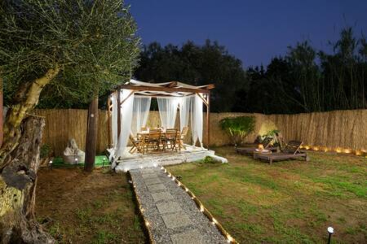 Maximos House