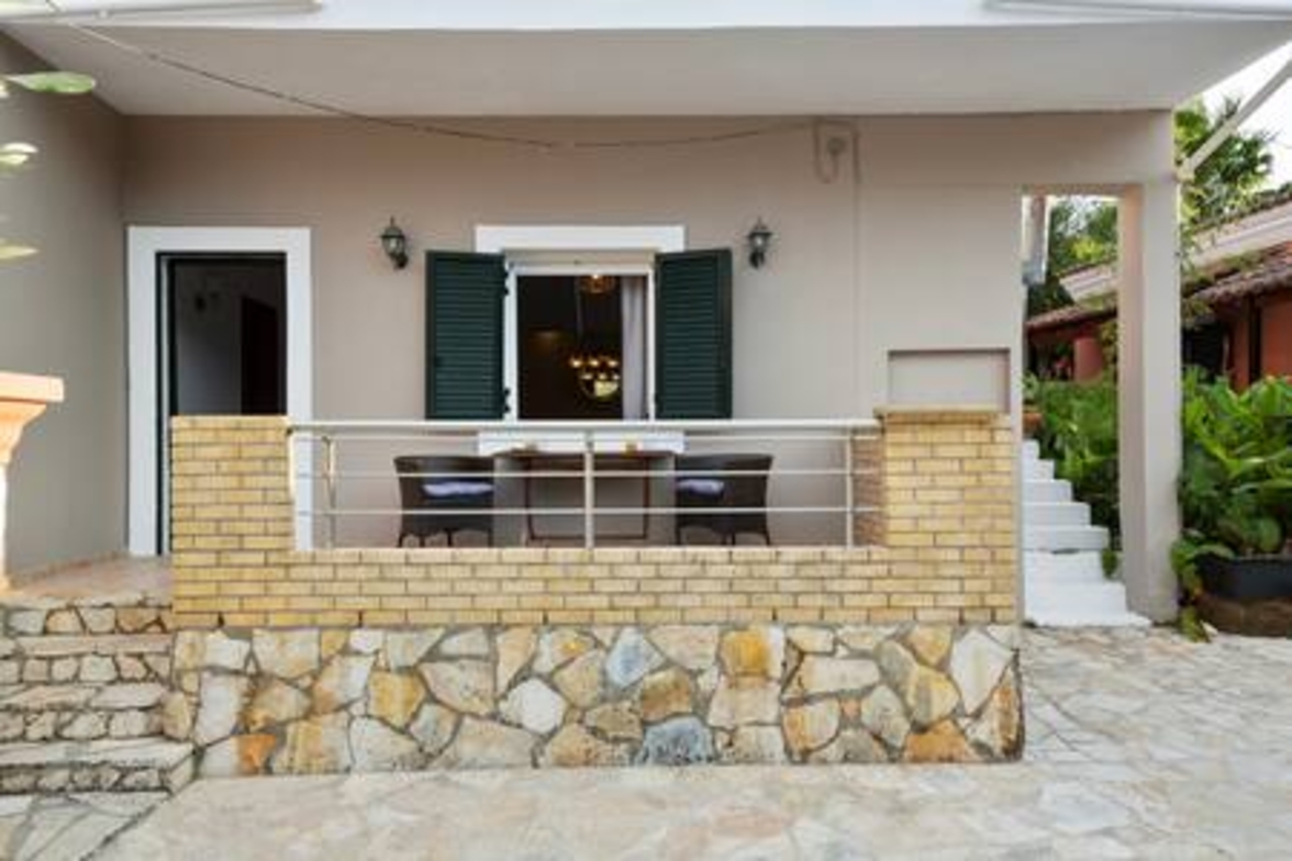 Maximos House