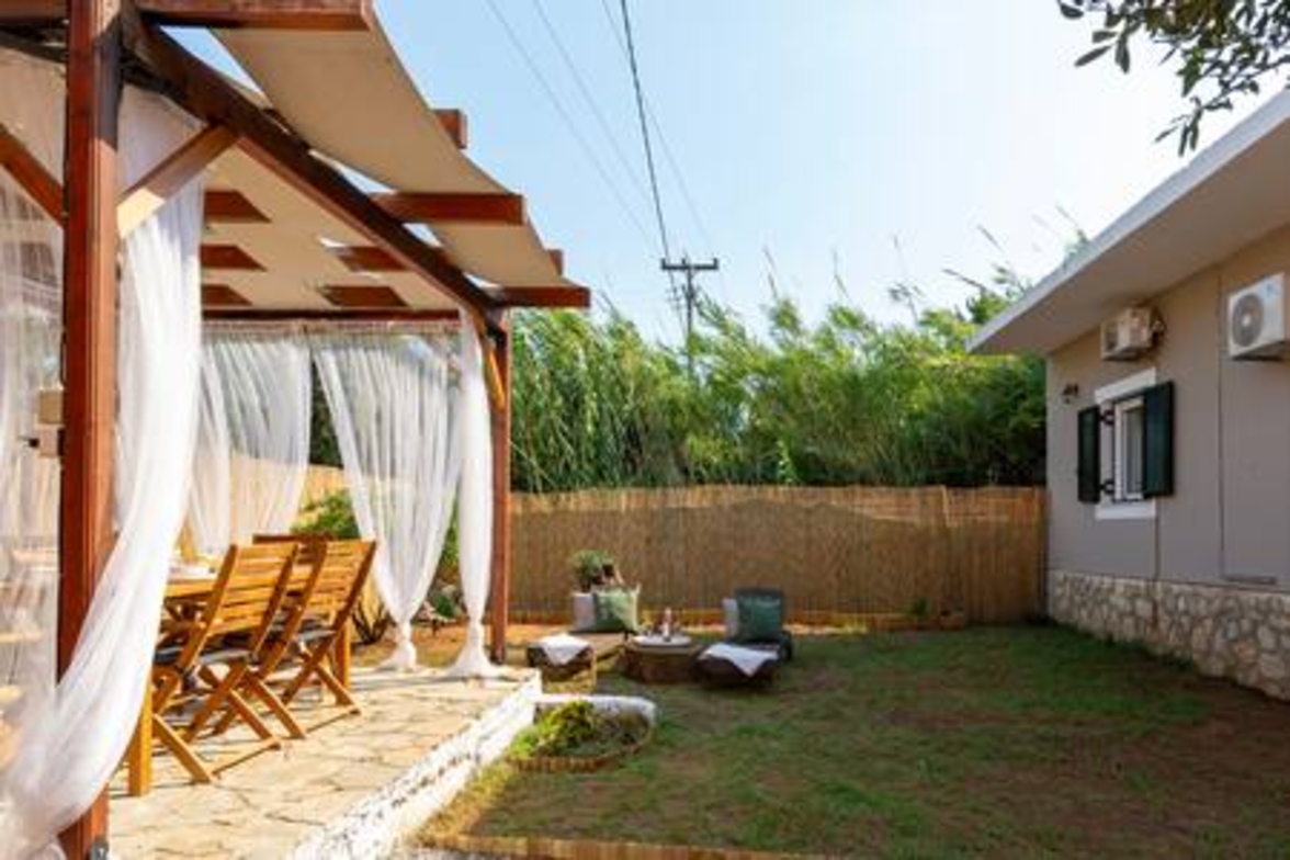 Maximos House