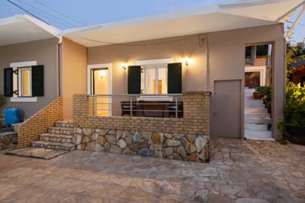 Maximos House