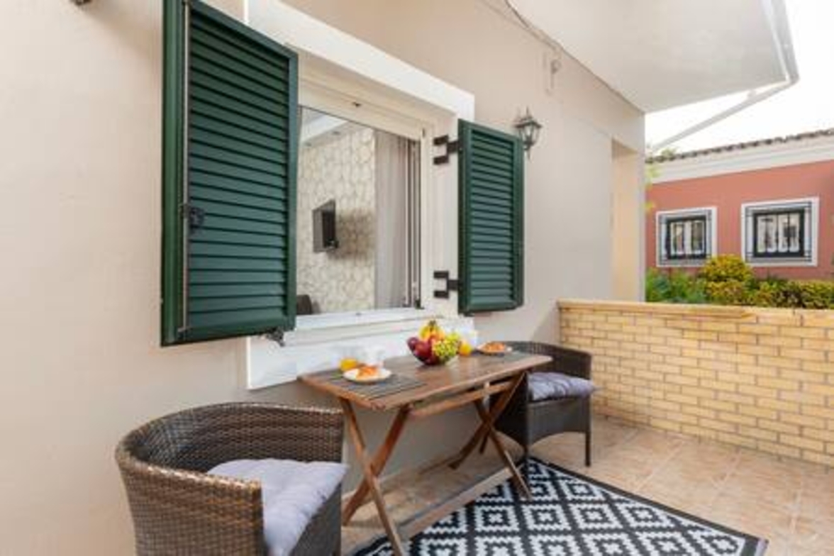 Maximos House