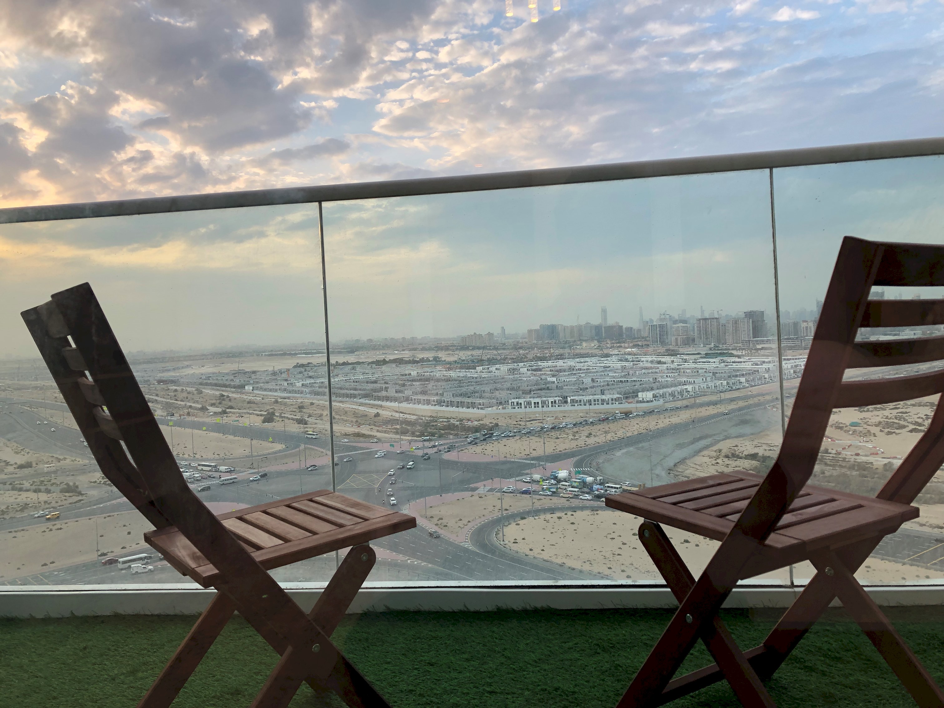 Cheerful – Private apartment