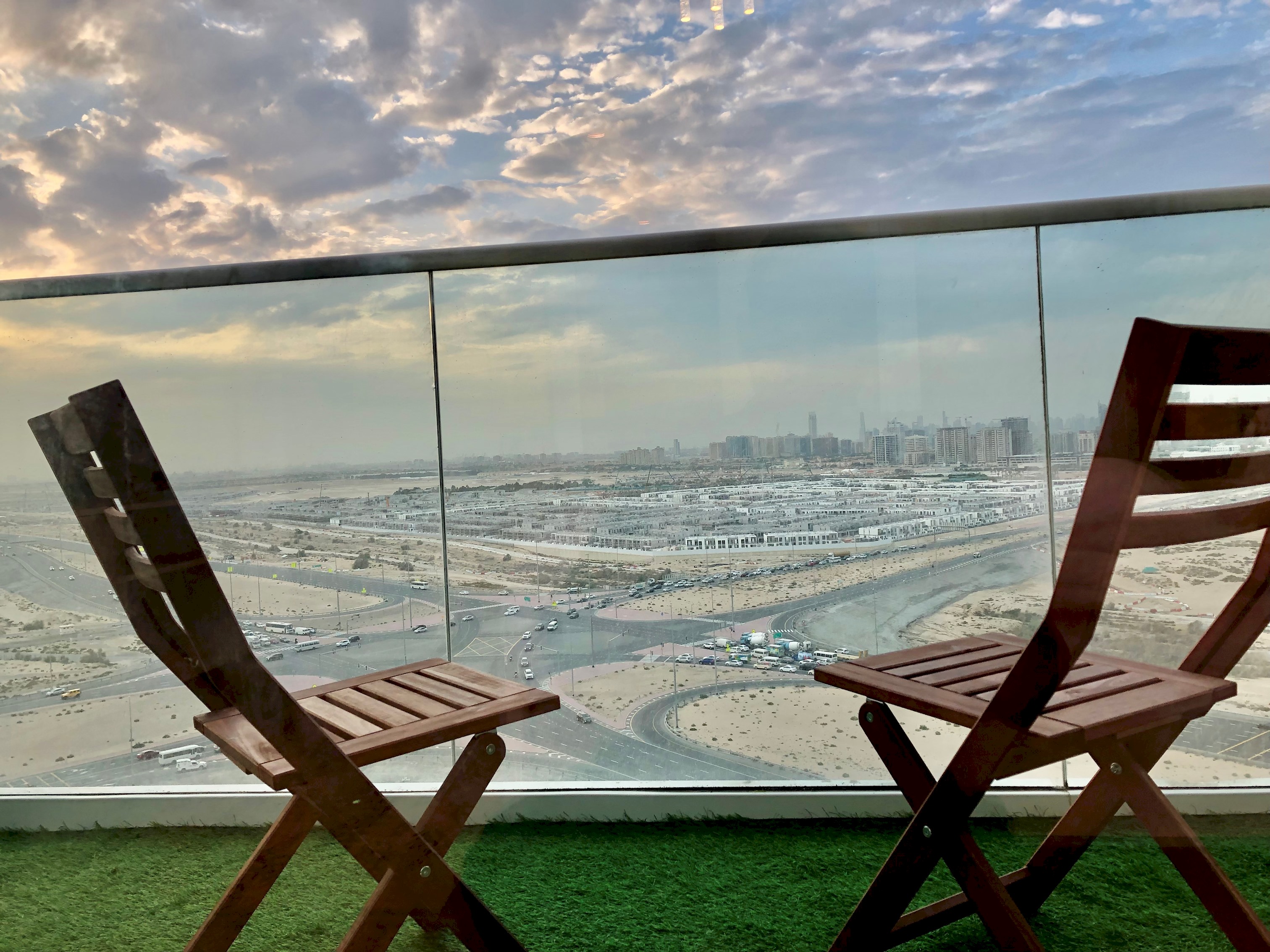 Cheerful – Private apartment