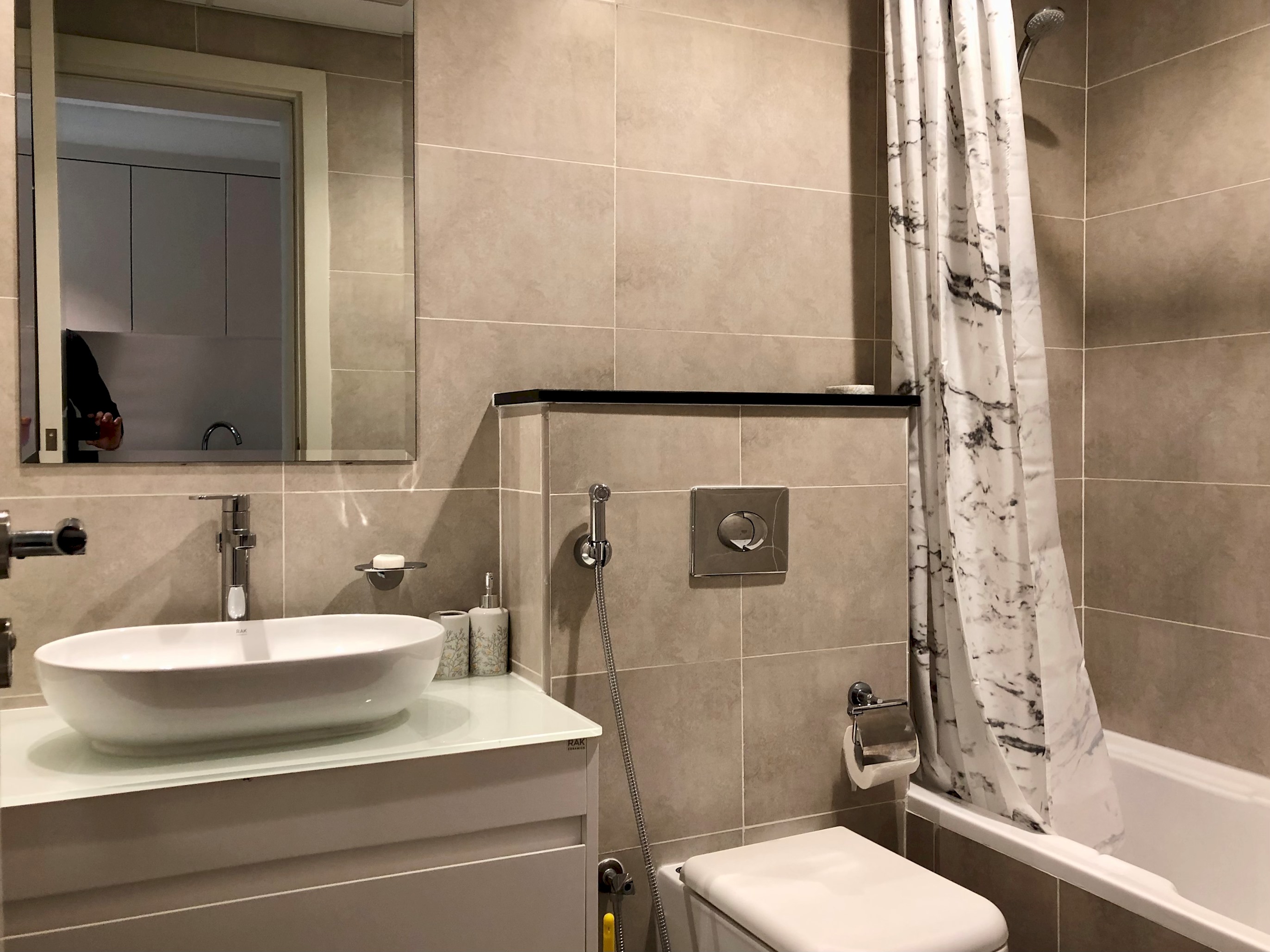 Cheerful – Private apartment