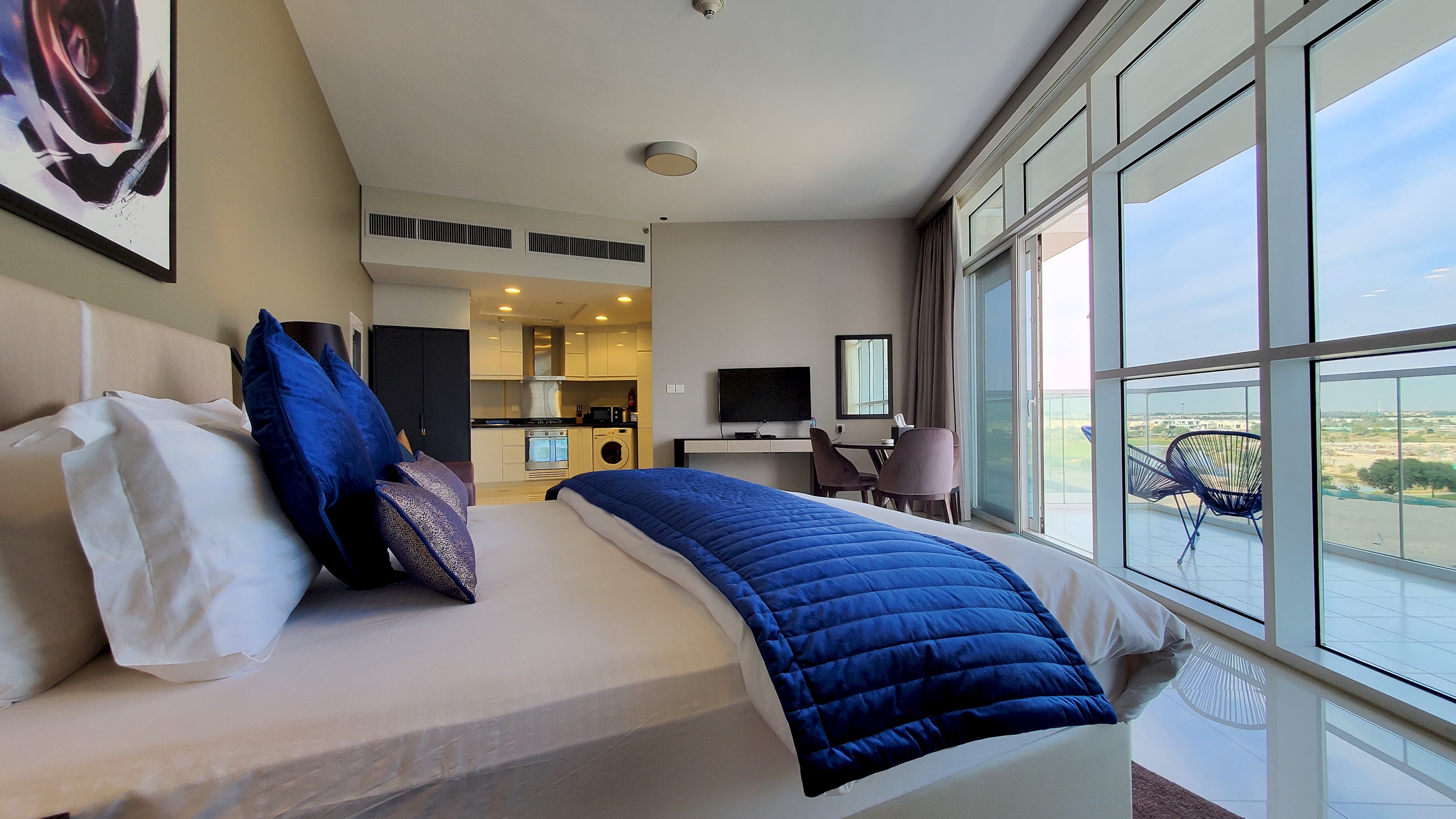 Artesia – 603B · Peaceful Studio Apartment