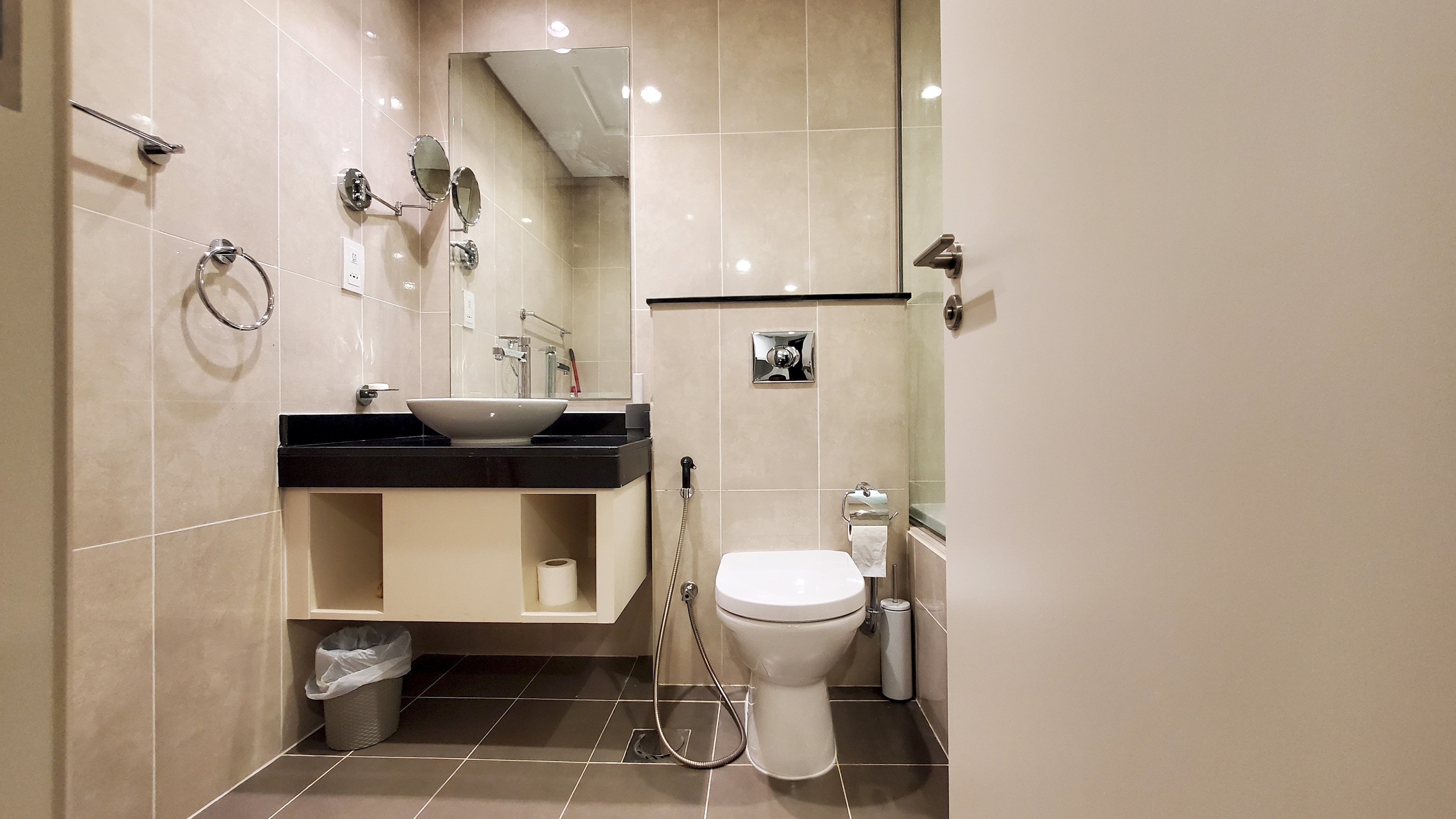 Artesia – 603B · Peaceful Studio Apartment