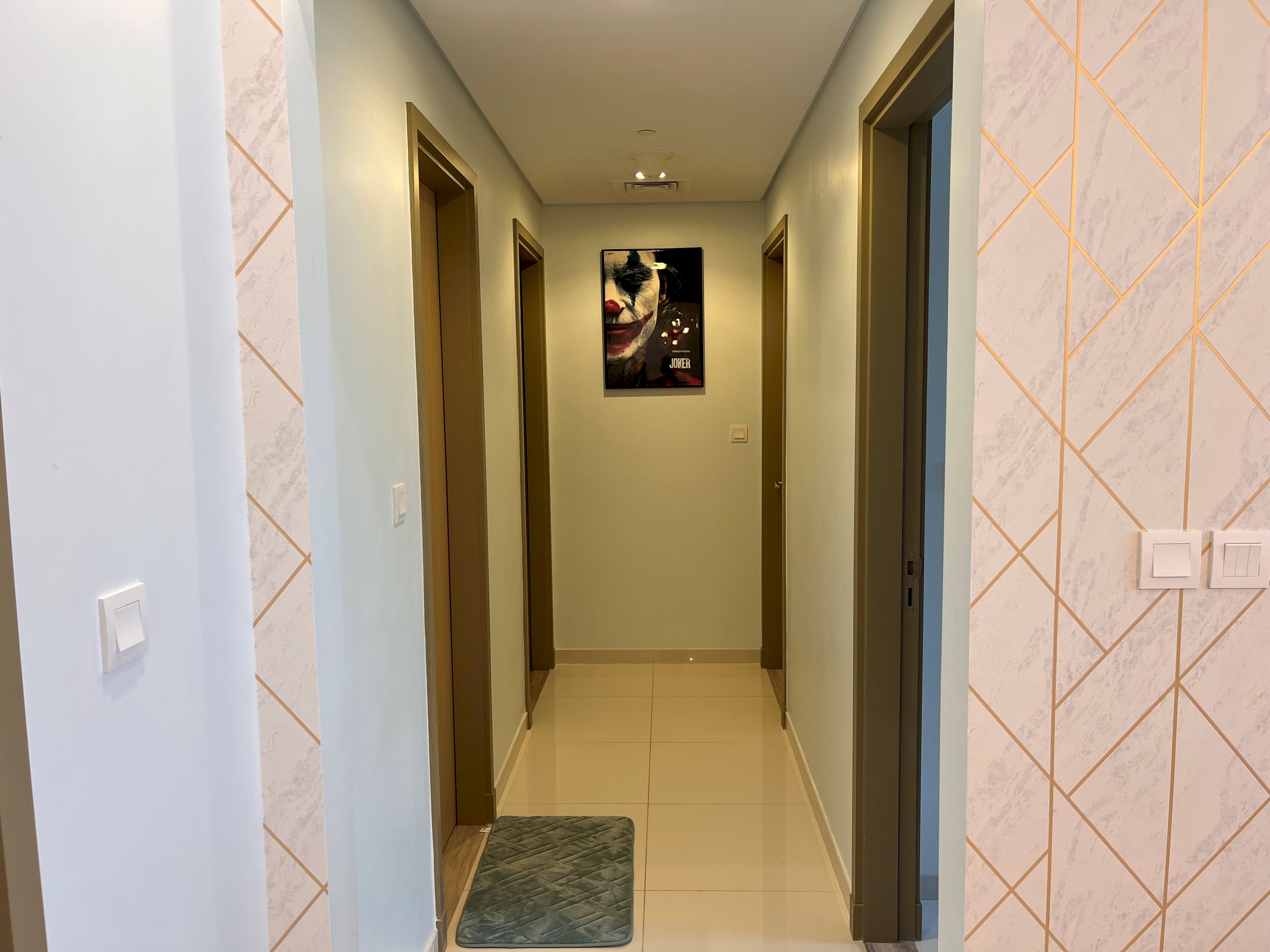 Elegant 2 BHK| Paramount Tower | City View