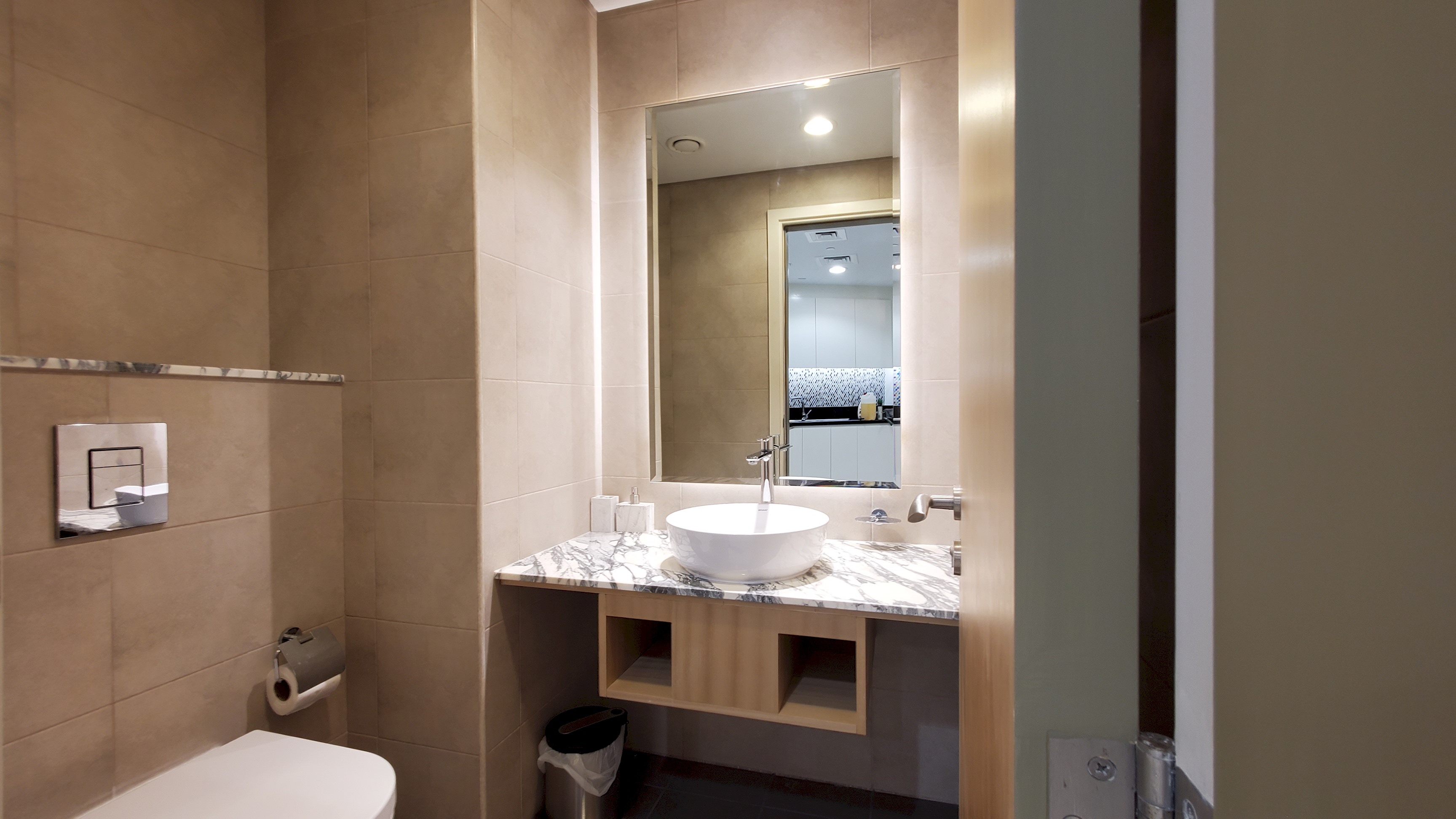 PTR – 3912 · Homely one Bedroom with Balcony