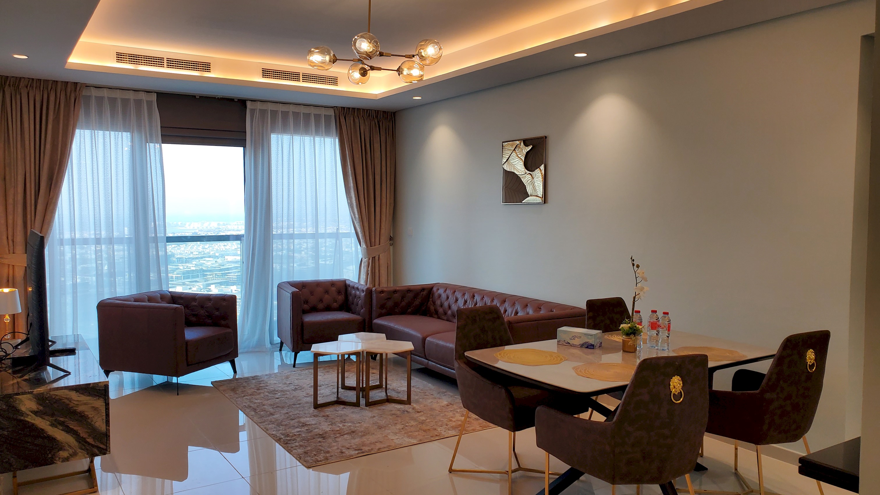 Modern 3 BR with Full Burj Khalifa and Sea View