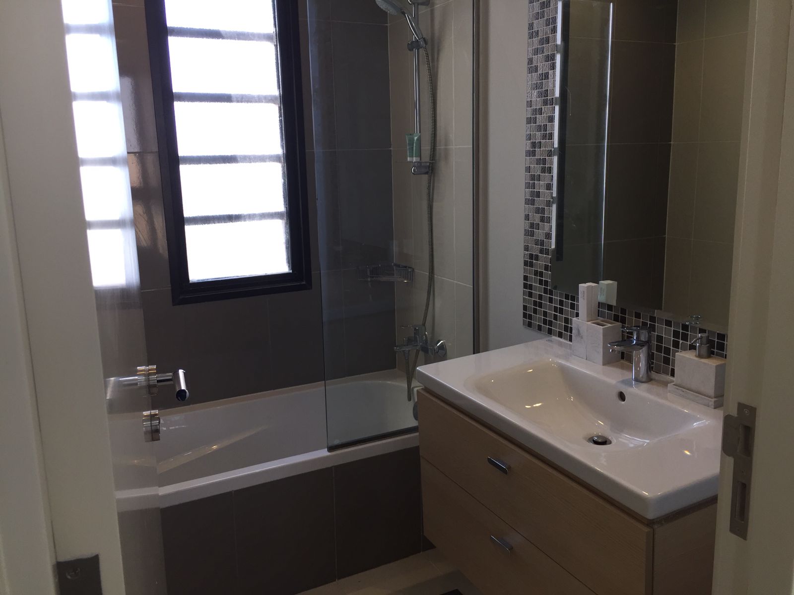 5 BR Villa | With Snooker Table