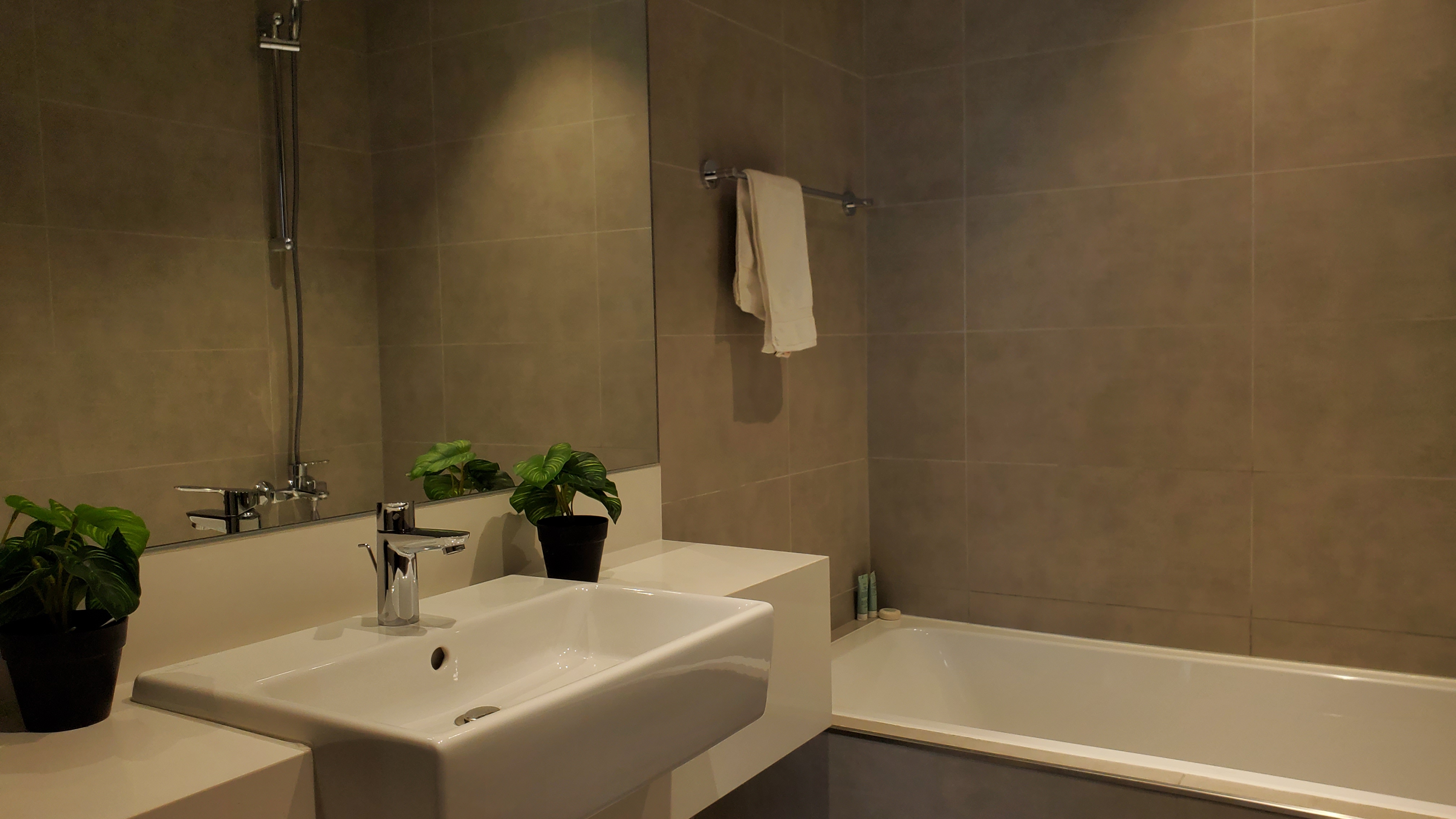 Lavish 1Bedroom in District 1