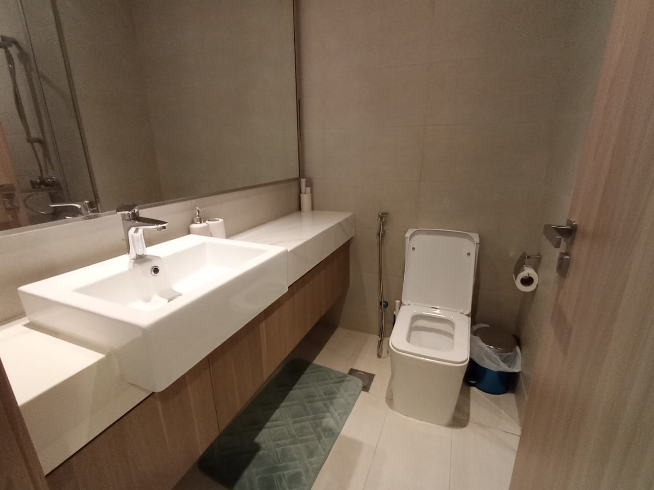 Comfy Studio with Balcony