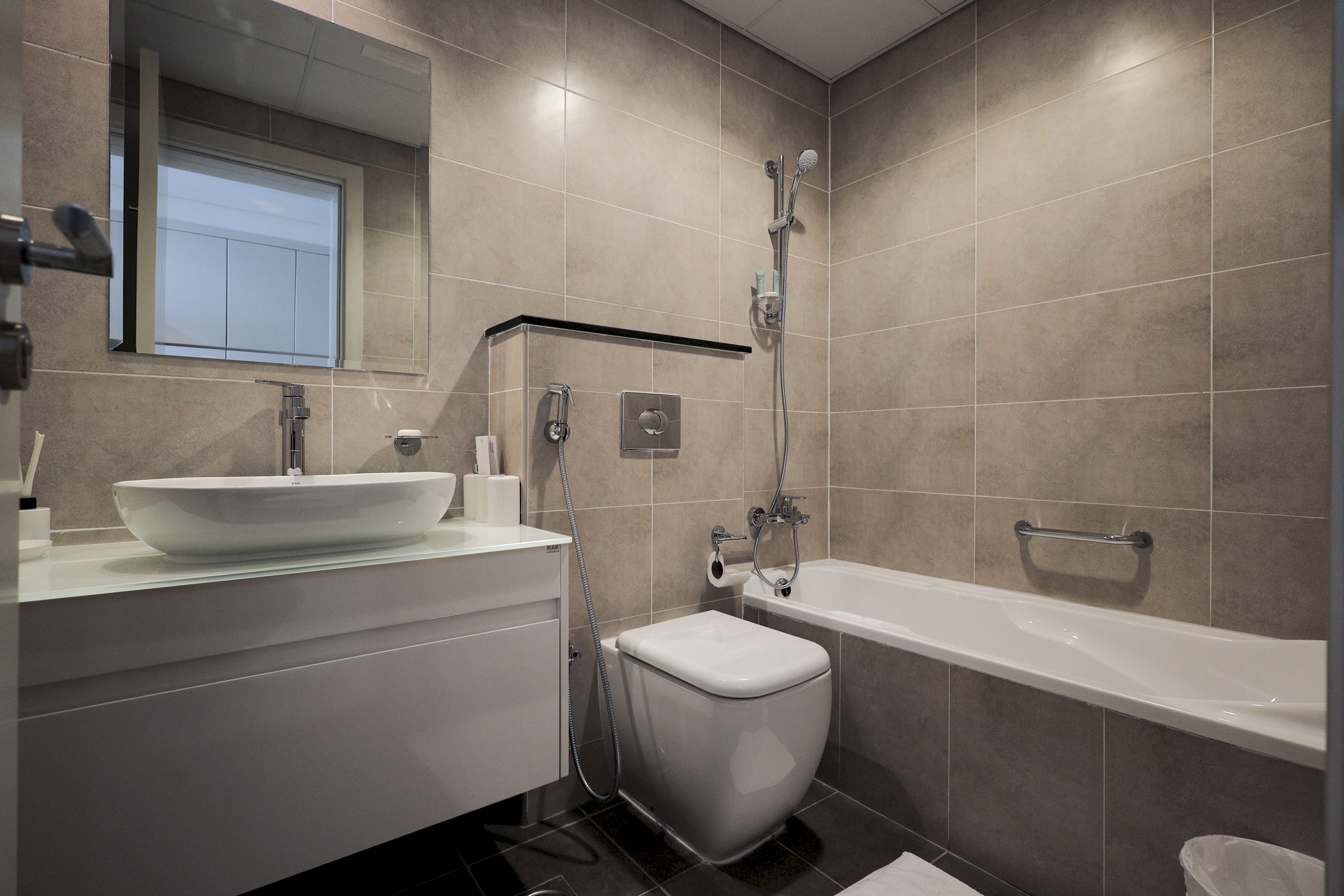 Beautiful skyline view | Studio apartment