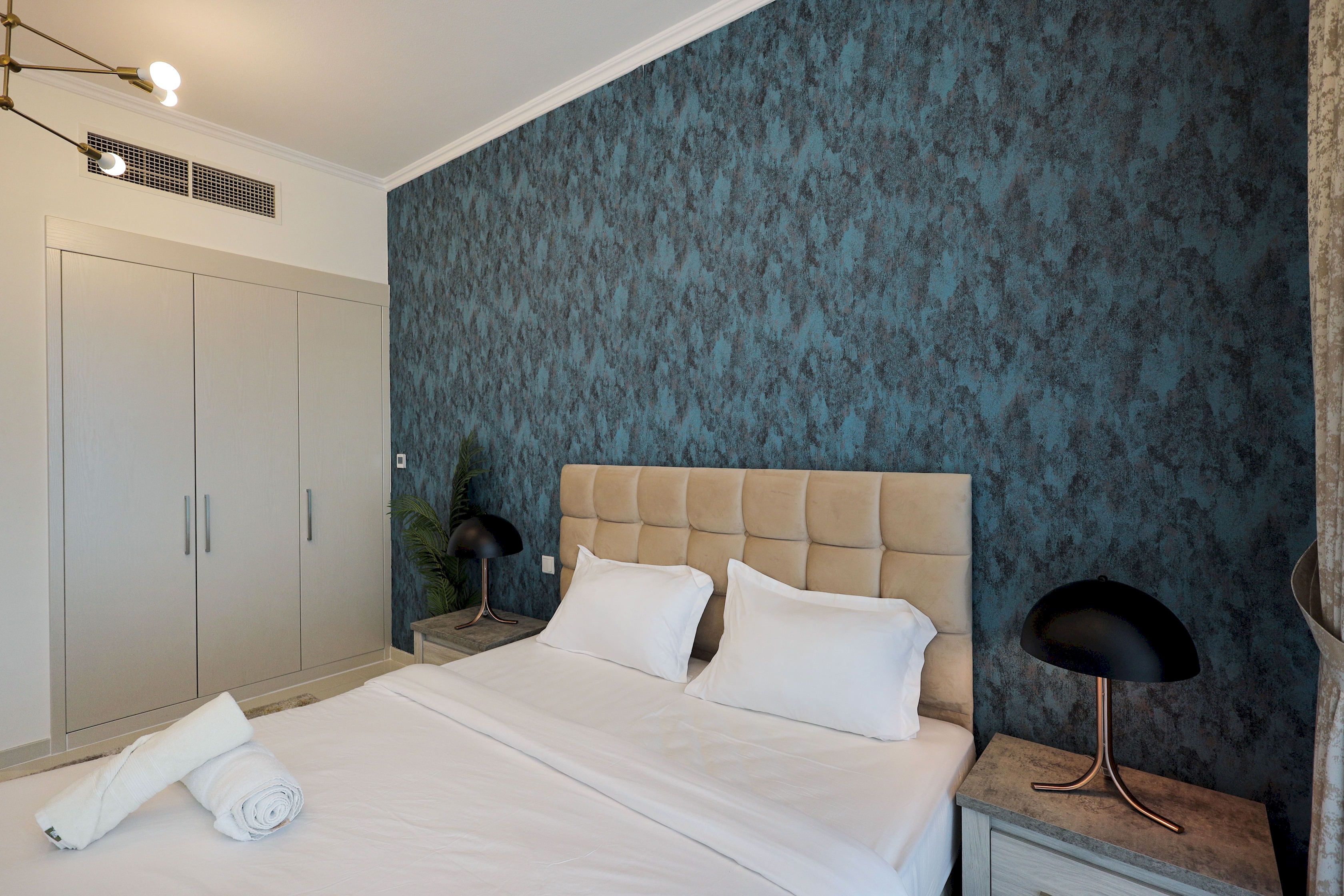 Adorable studio with Balcony