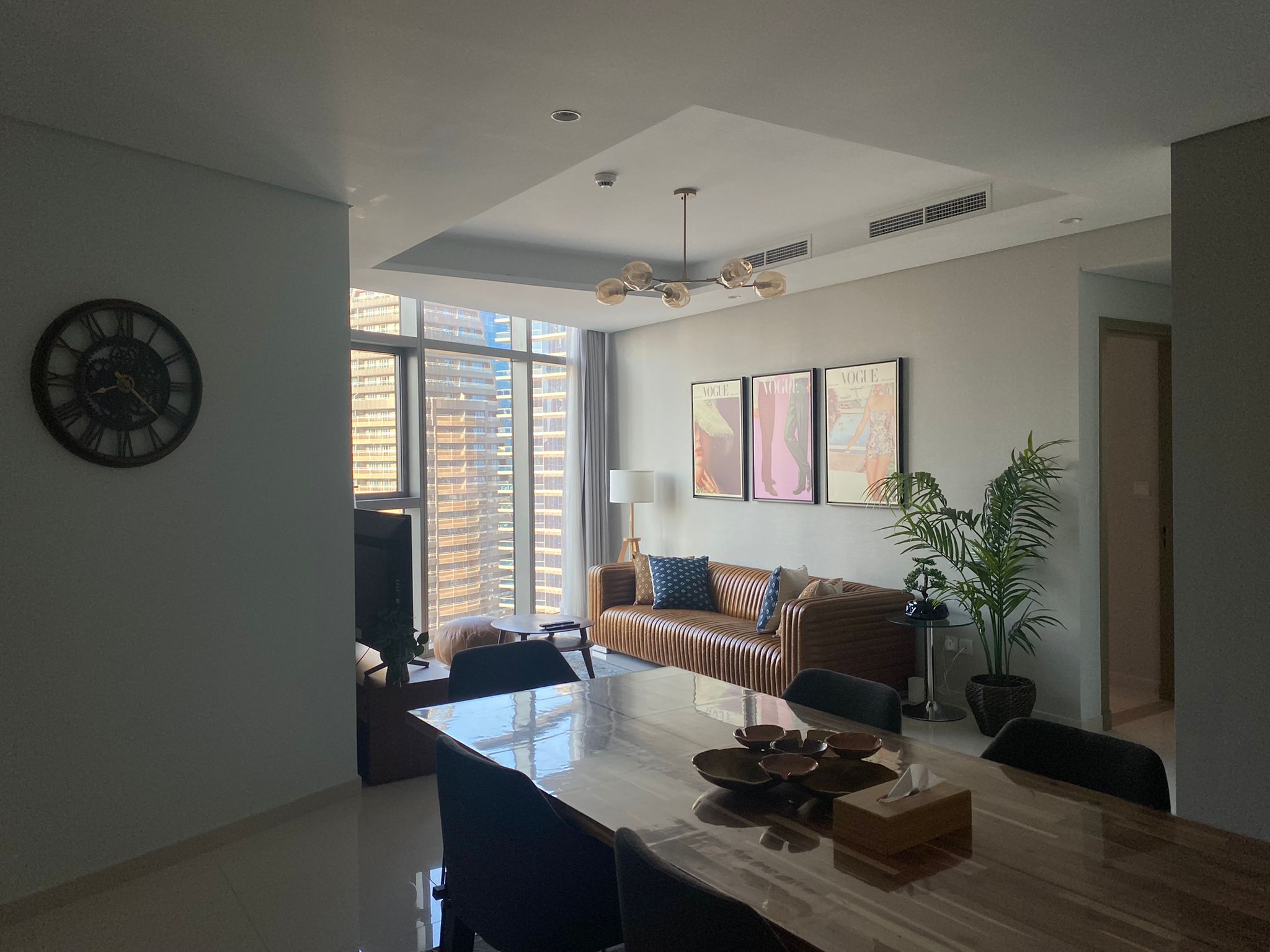 Gorgeous 2 Br in Paramount