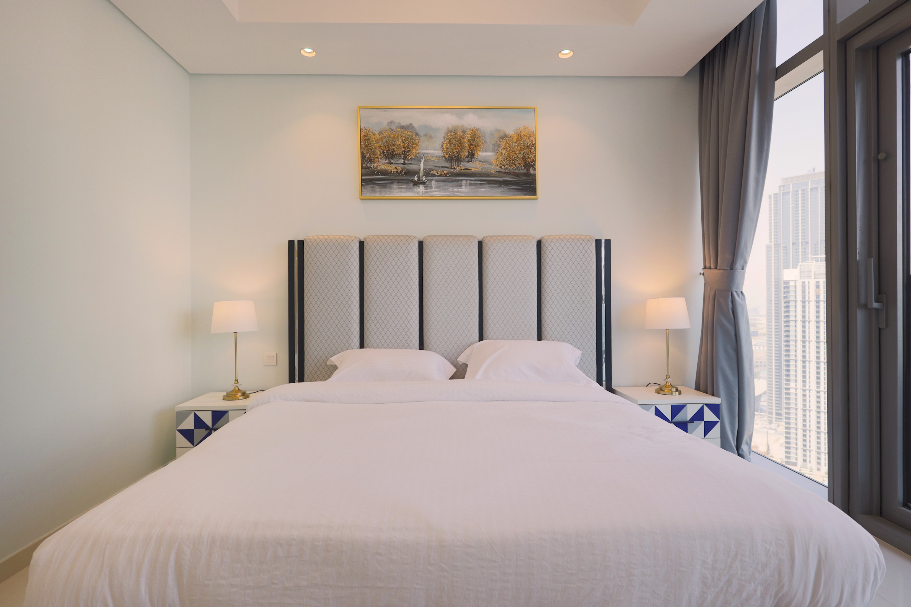 PTR-3904  Good View Apartment in Paramount