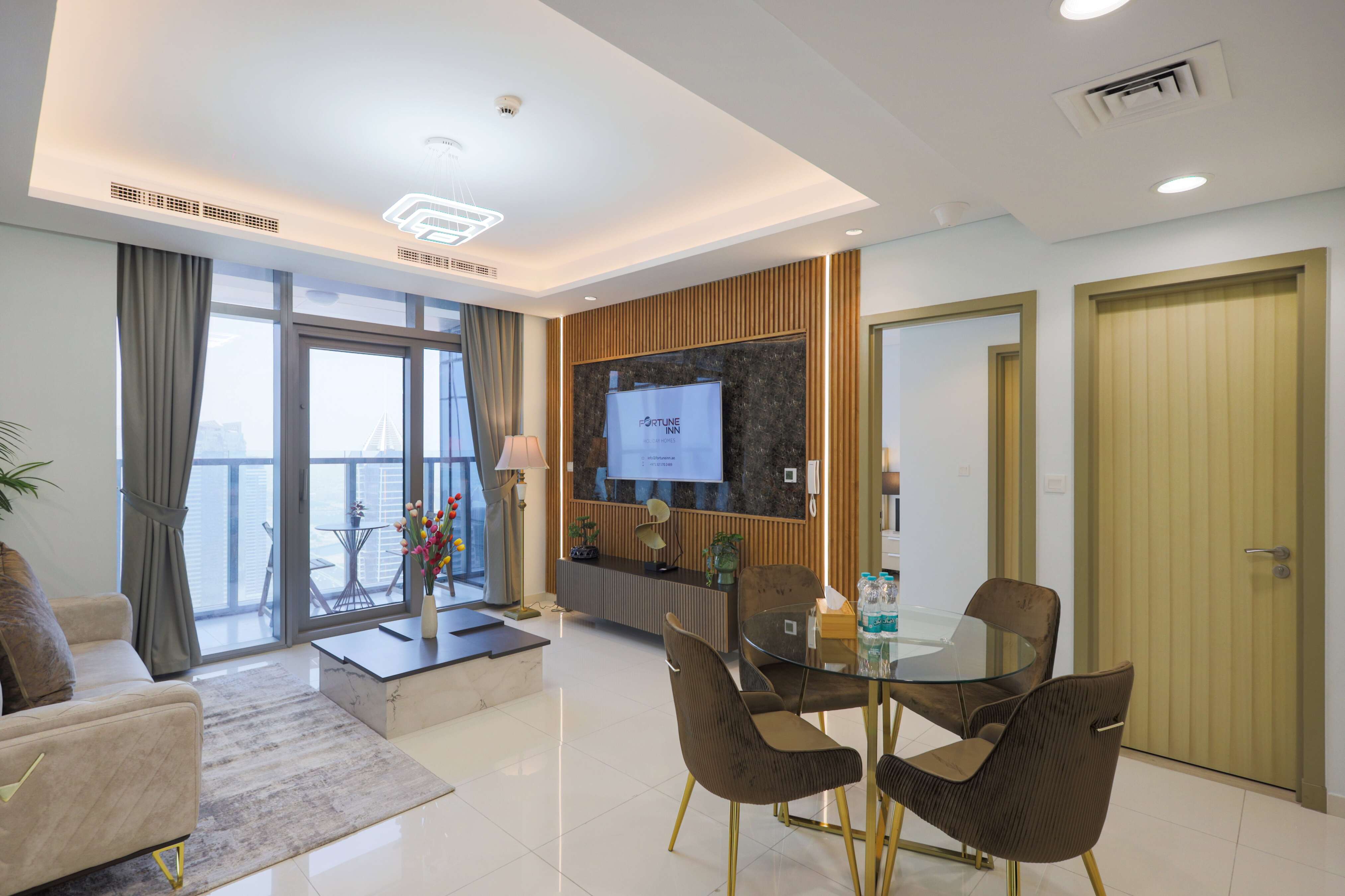 PTR-5213  Modern 1BR Apartment