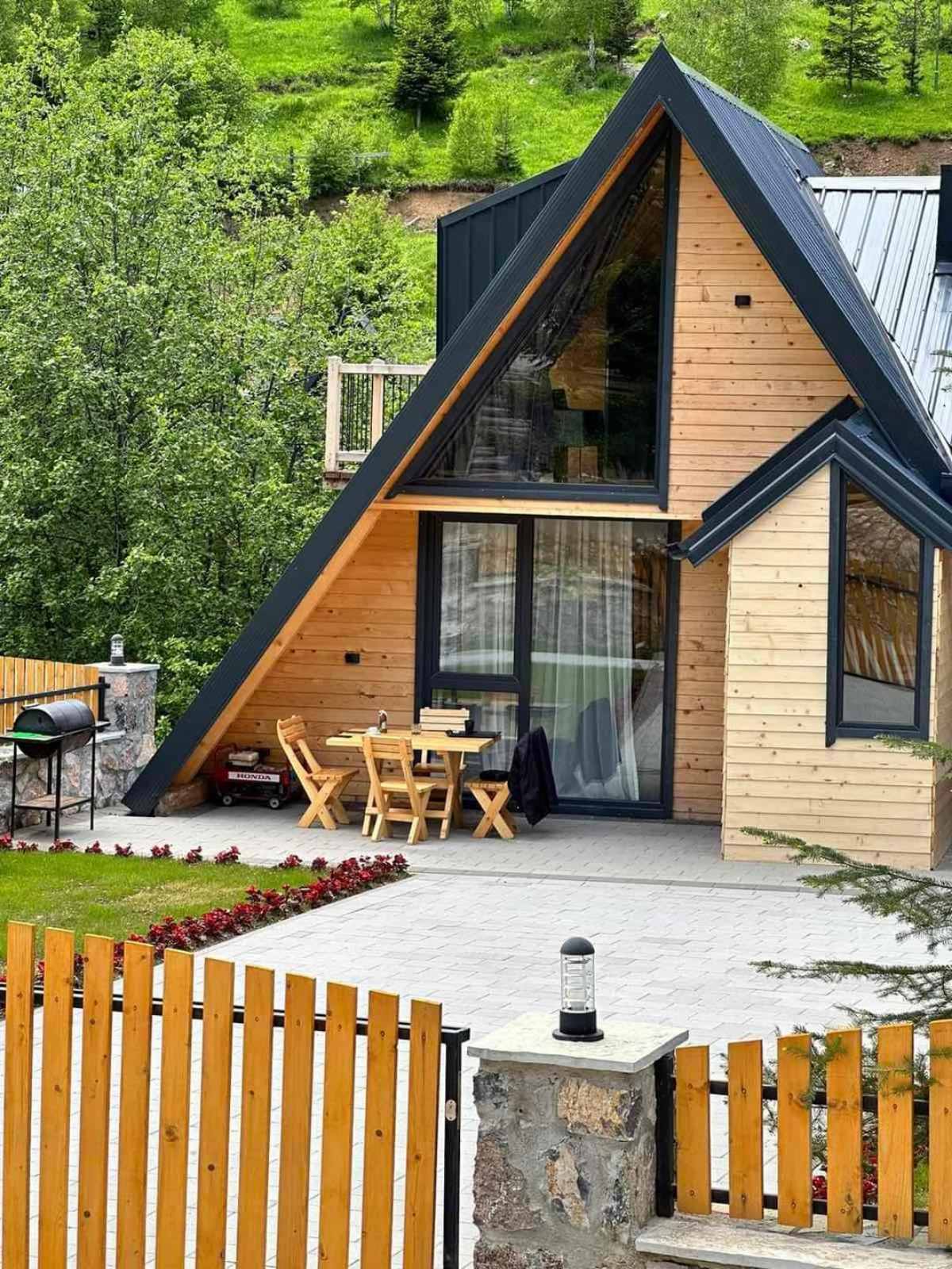 Villa Resort in Boge ski center