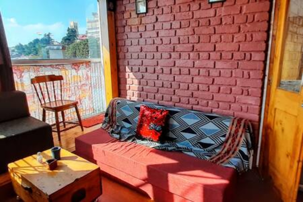 Panoramic Loft on Mall Road, by Kalawati Homes