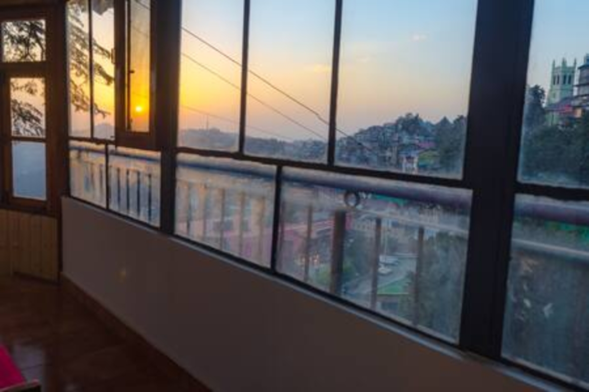 Panoramic Cottage on Mall Road, by Kalawati Homes