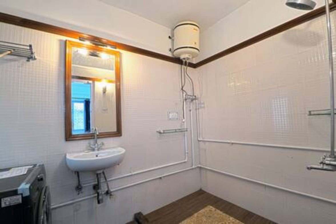 Prime Jakhoo Hill Appartment by Kalawati Homes