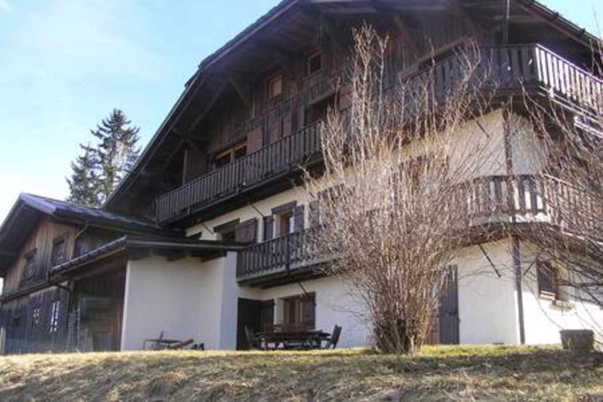 Panoramic Mountains view 2 levels loft w/ balcony