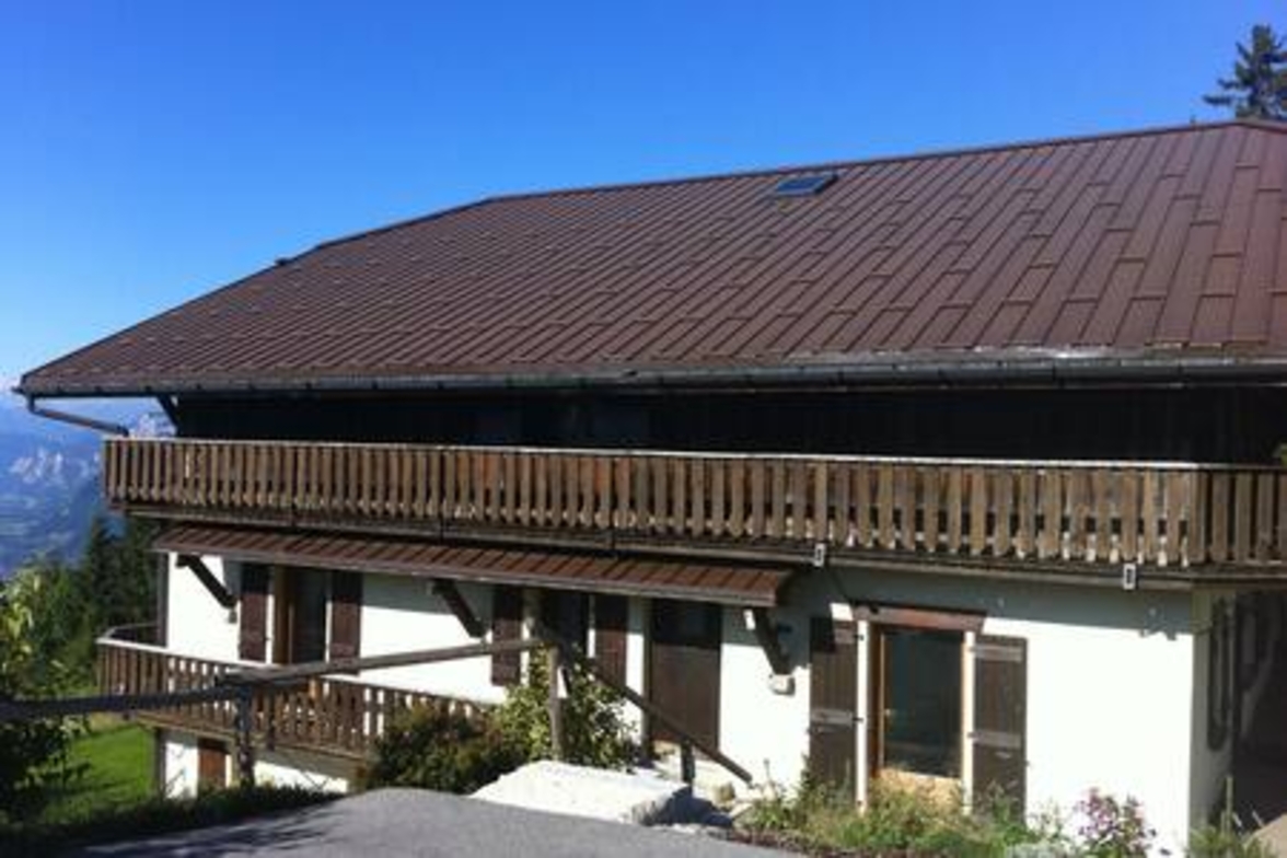 Mont Blanc view open space 2 level loft w/ balcony
