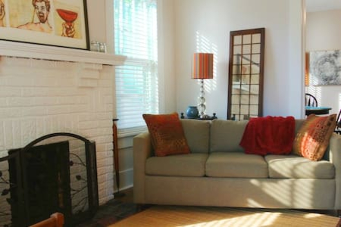 Meet Memphis in Midtown! Stay at Overton Square.