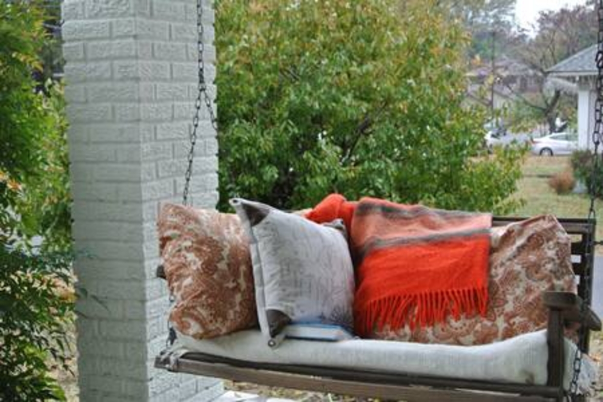 Meet Memphis in Midtown! Stay at Overton Square.