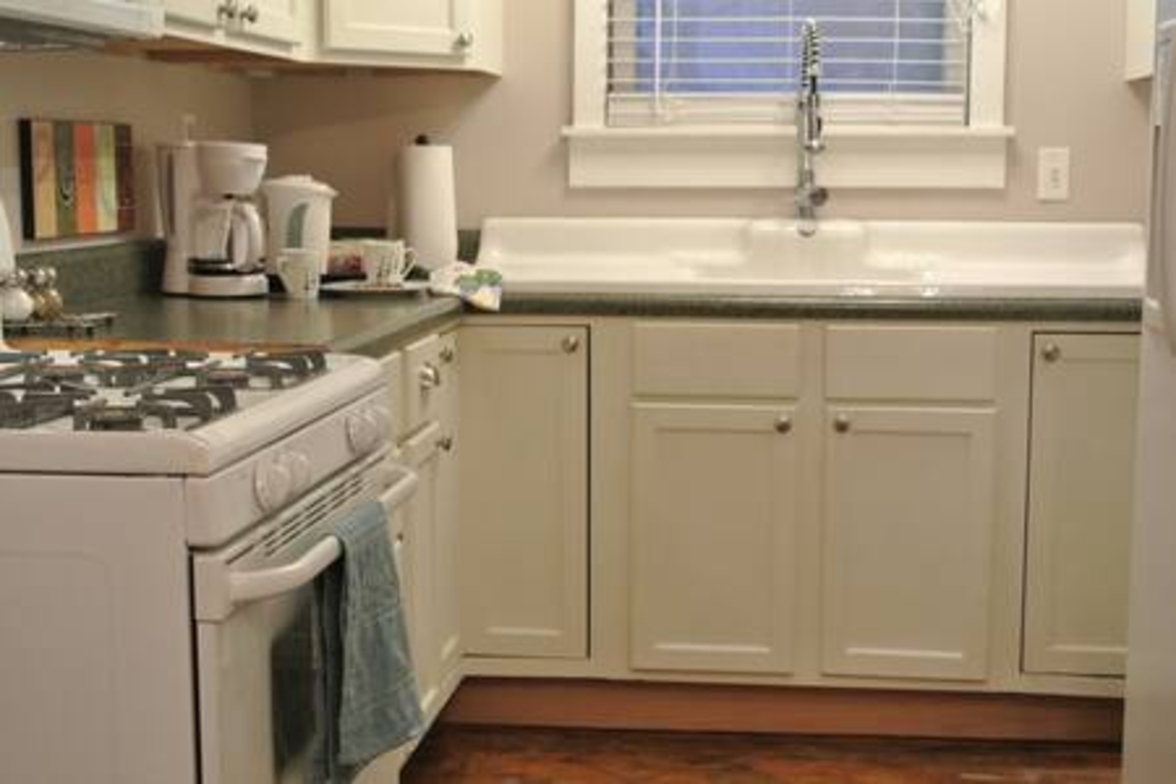 Meet Memphis in Midtown! Stay at Overton Square.