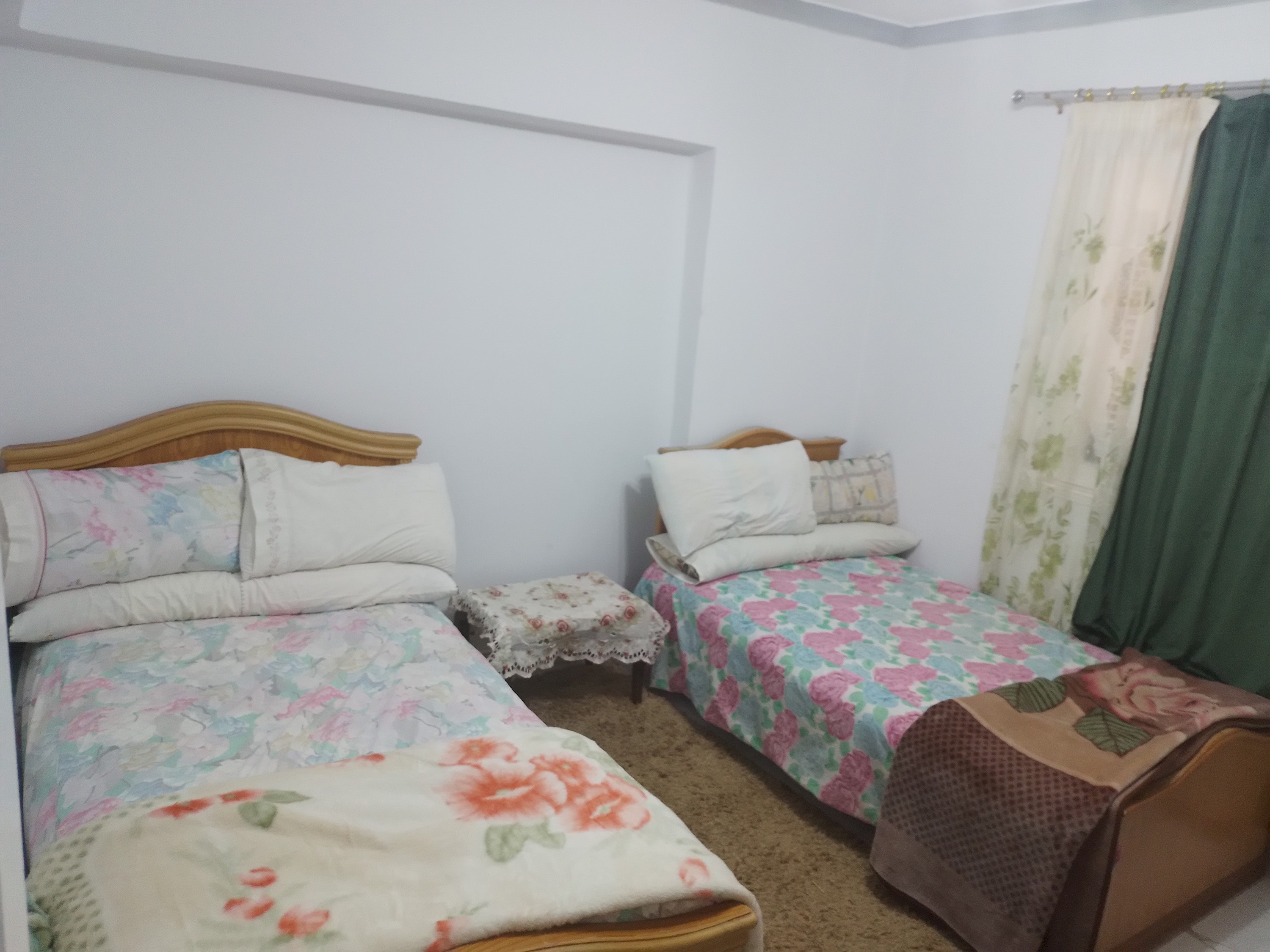 Gadou Shared Dorm – Budget Social Stay