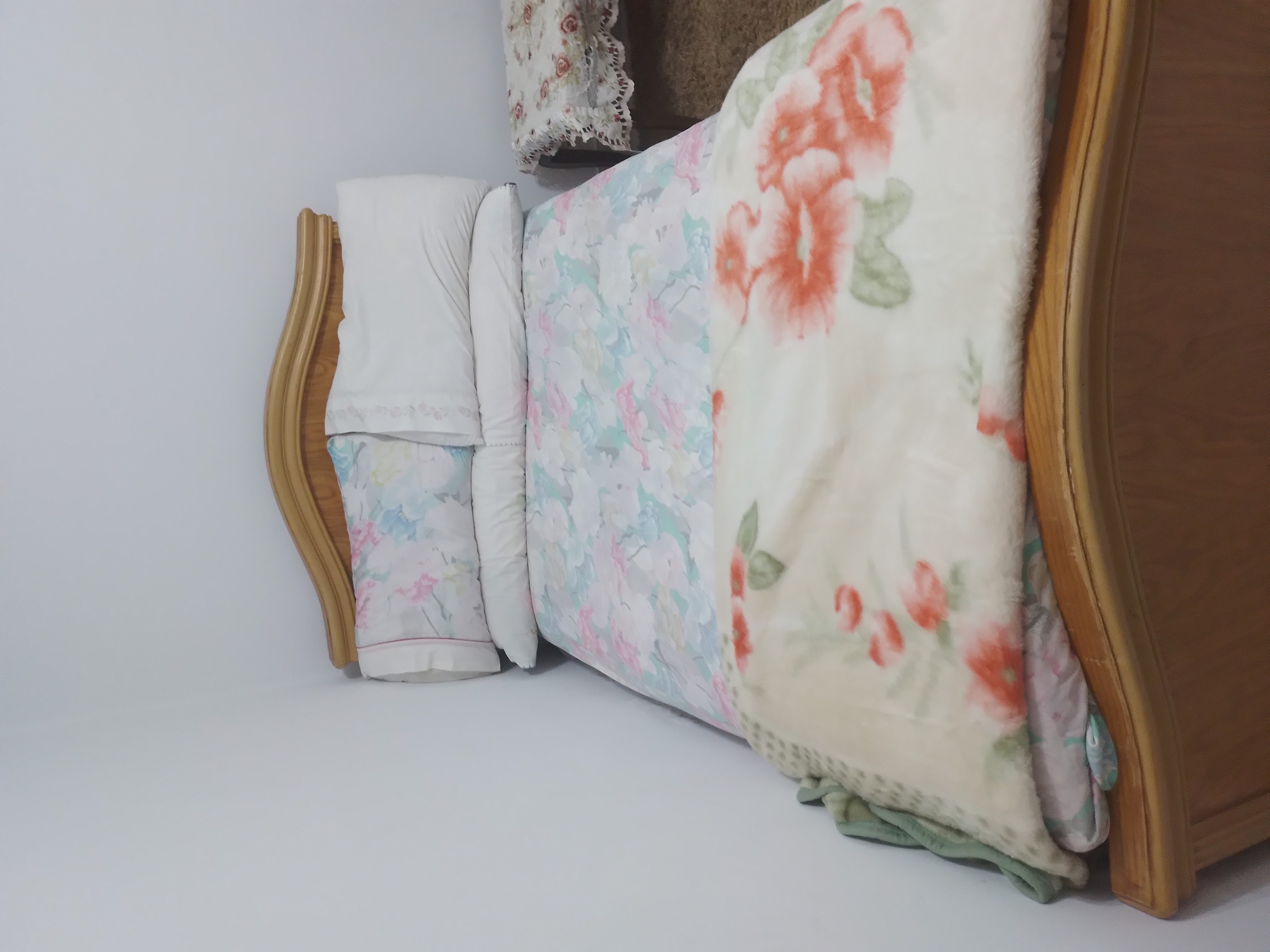 Gadou Shared Dorm – Budget Social Stay