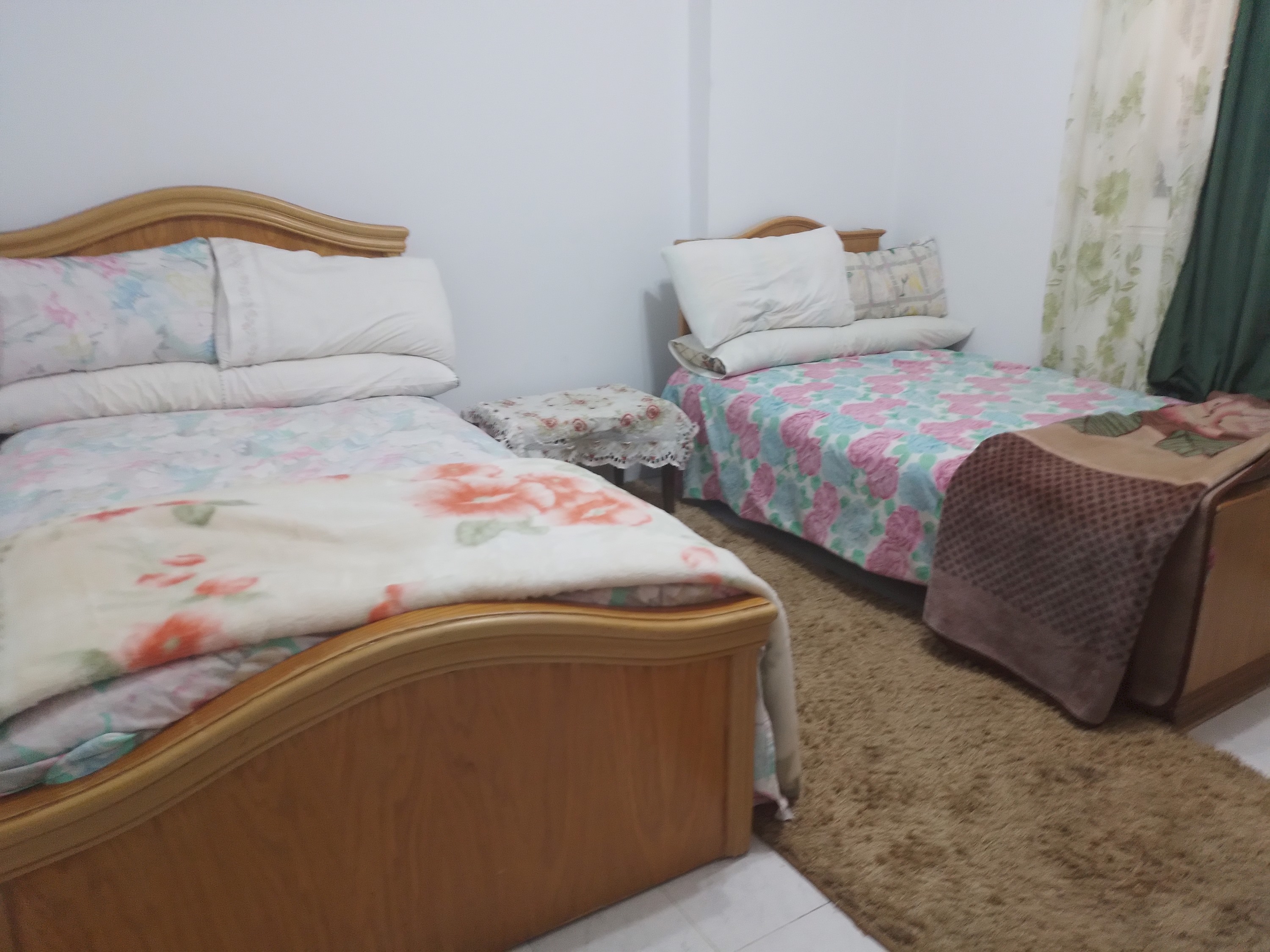 Gadou Shared Dorm – Budget Social Stay