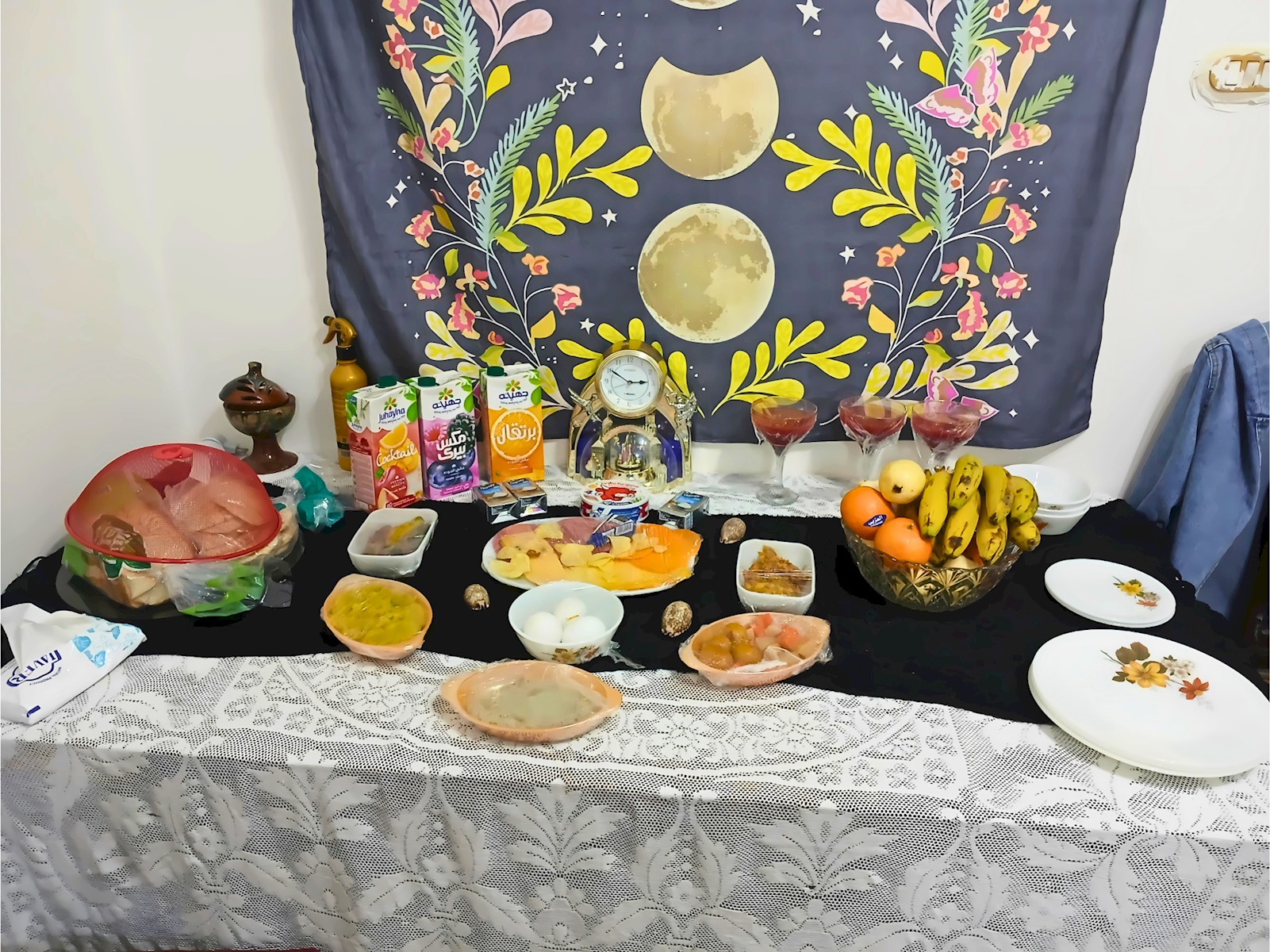 Gadou King Room – Shared Apartment Access