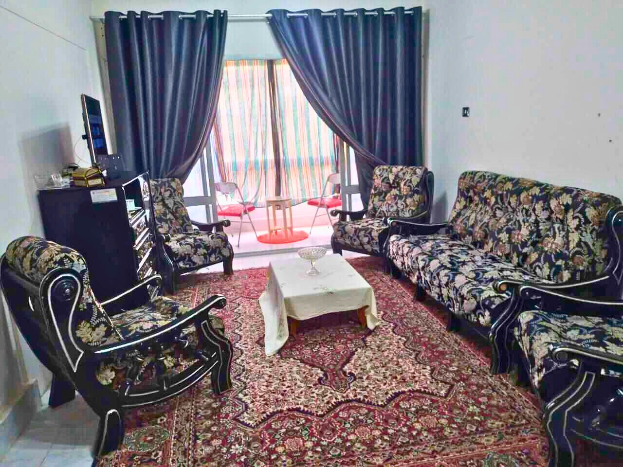 Gadou 2BR Apartment – Full Kitchen & Balcony