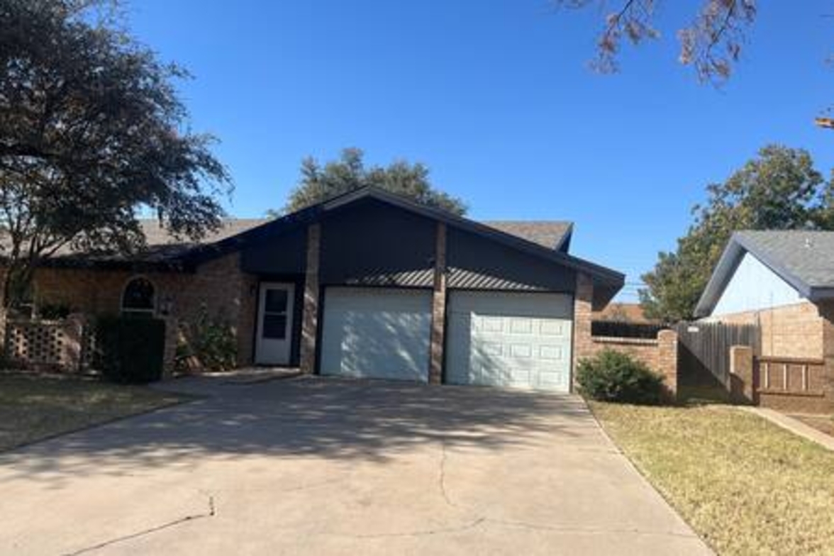 Modern living in Midland (A)