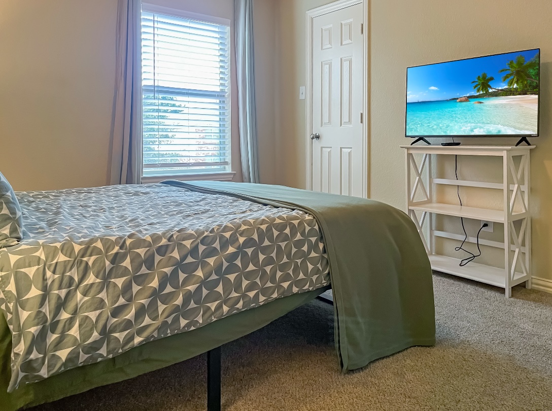DFW – Room C
