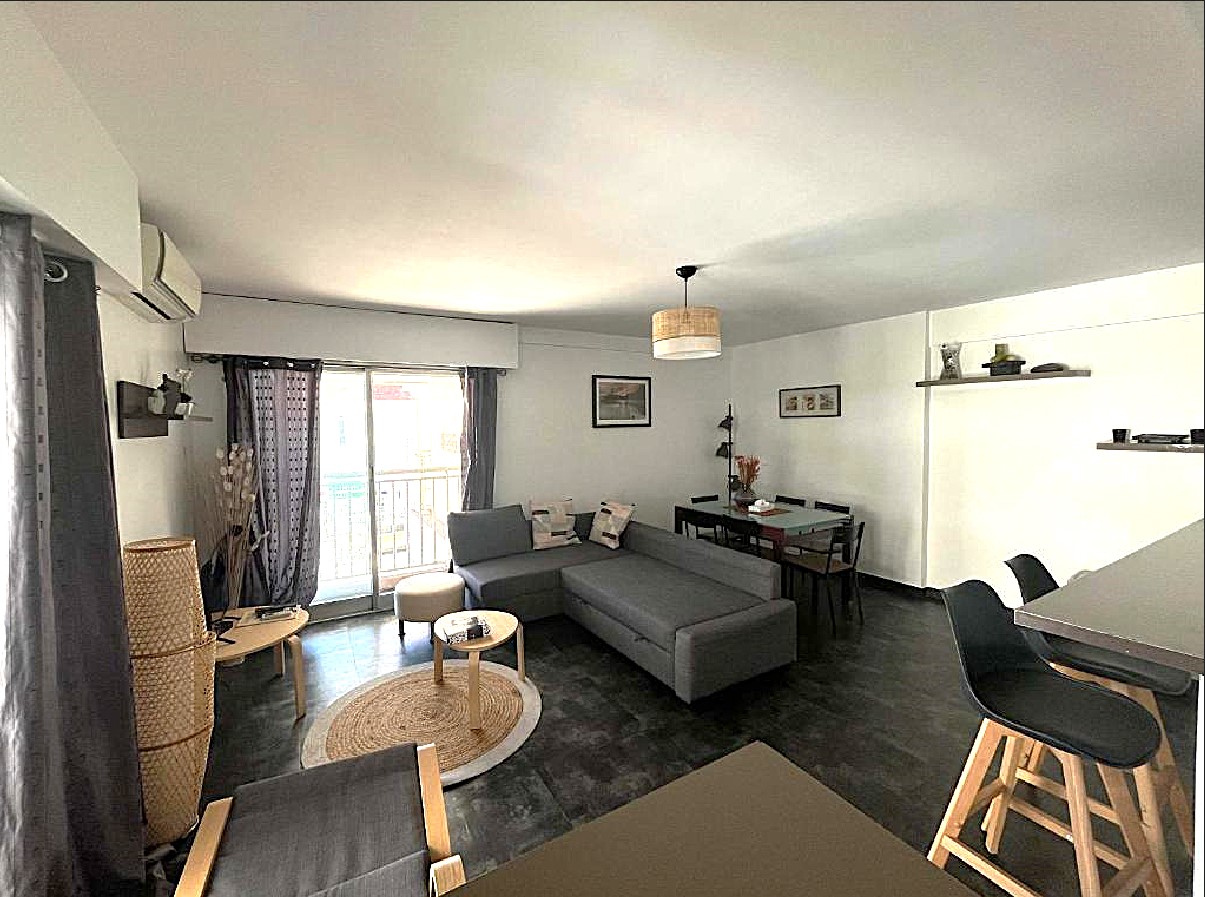 Le Versailles plaisir et confort en centre-ville