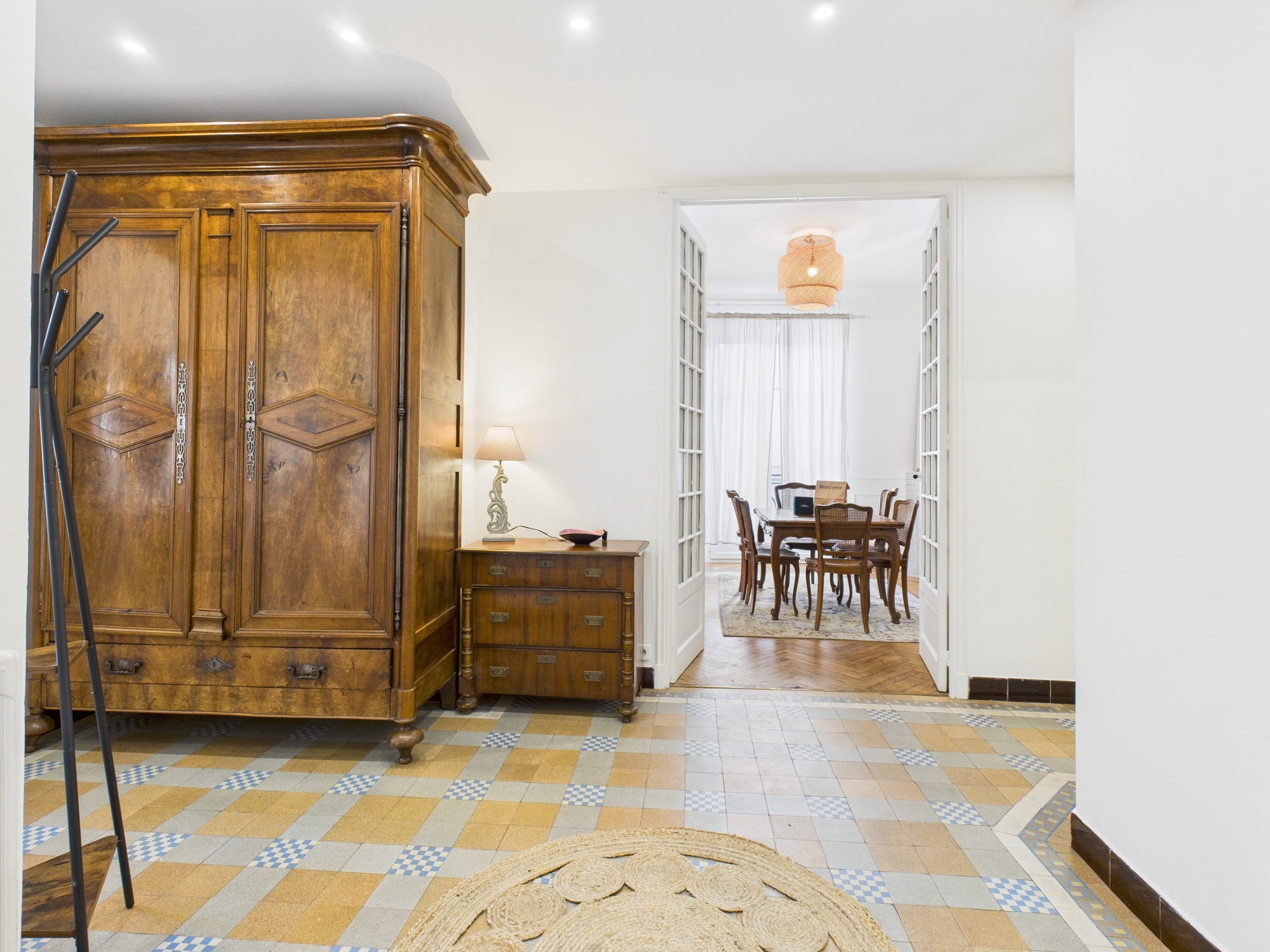 Le Bourgeois avec balcon, idéalement situé