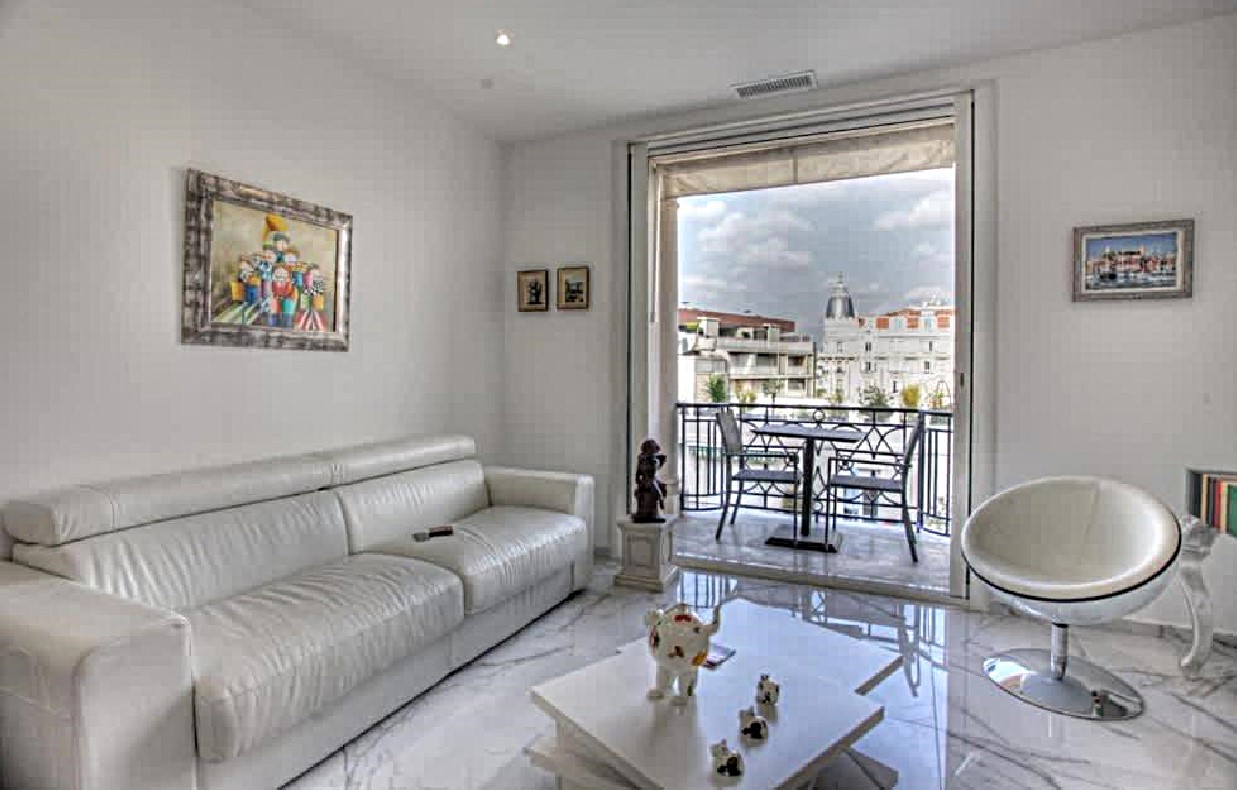 La Croisette élégant avec balcon et vue mer aperçu